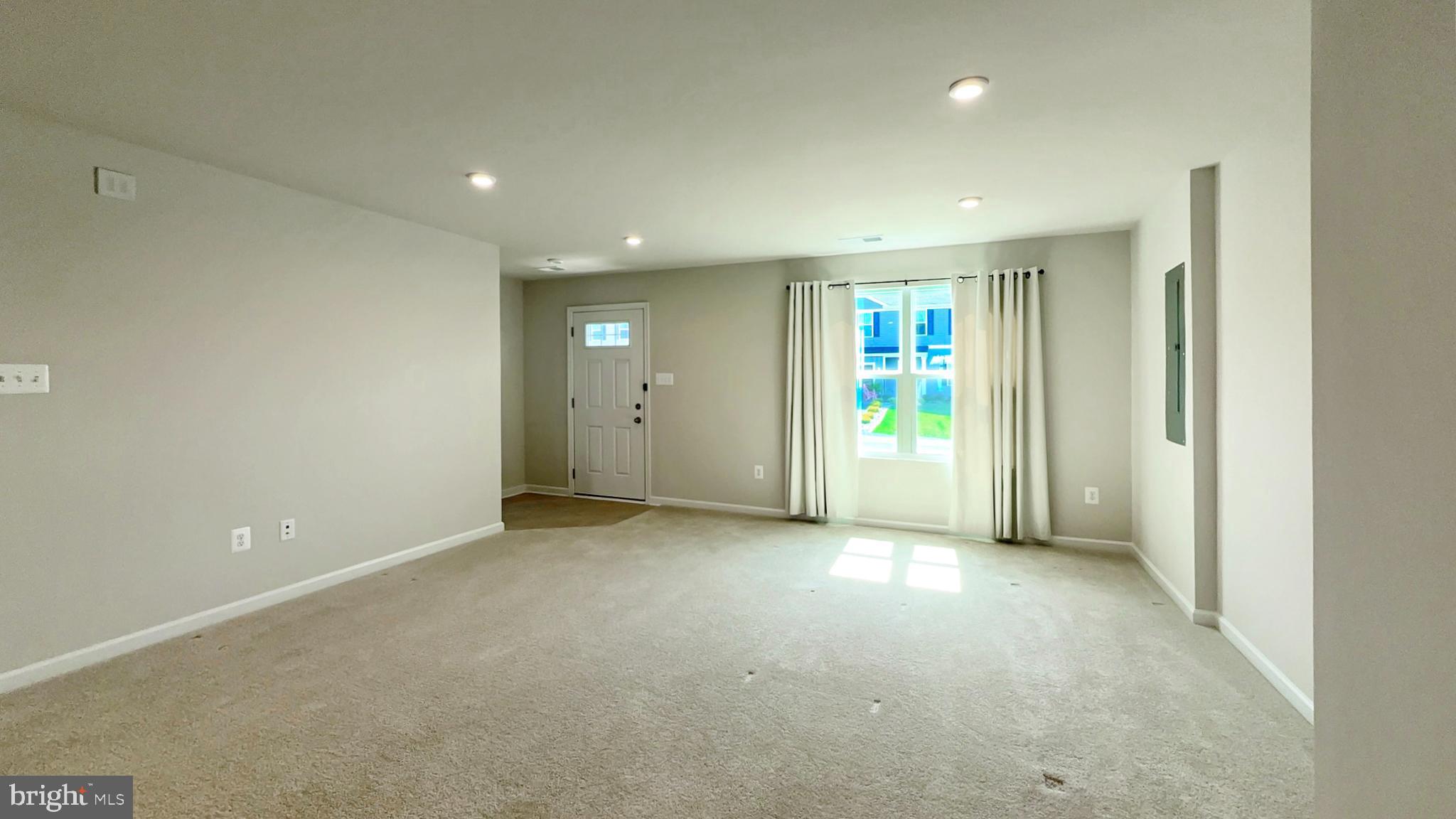 SOUTH BROOK - Residential