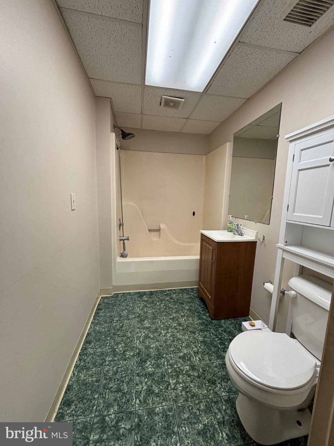 PENNSBURG - Residential Lease