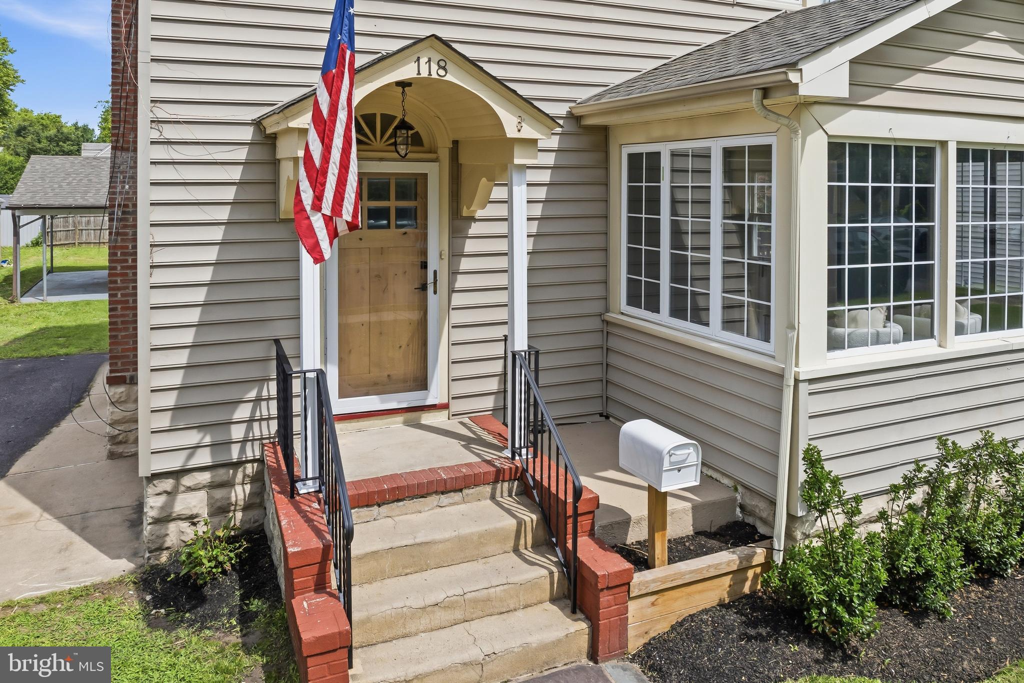 118 LECONEY CIRCLE