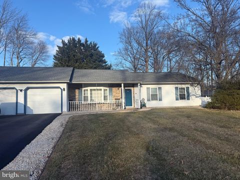 415 WOODDALE AVENUE NEW CASTLE DE 19720