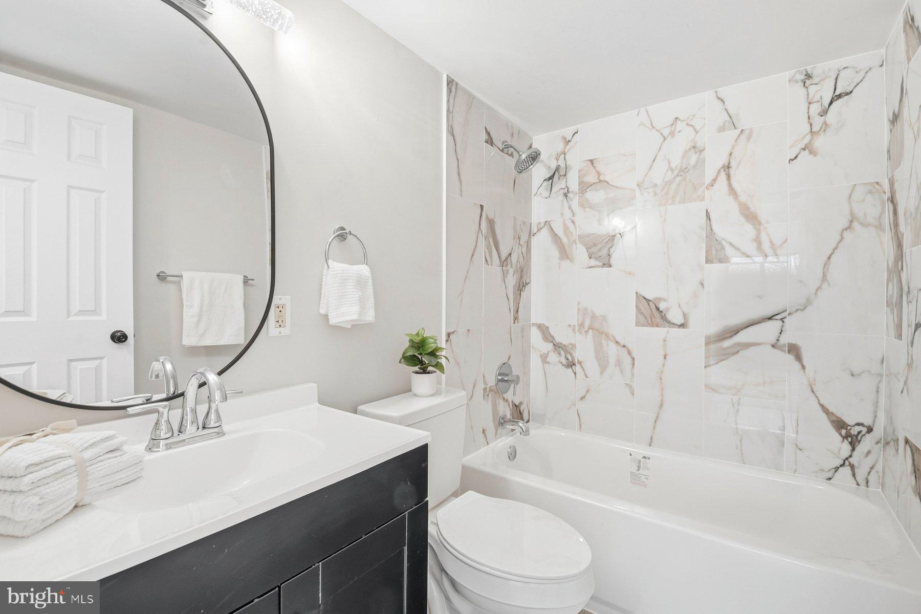 VILLAGE OF LONG REACH - Residential