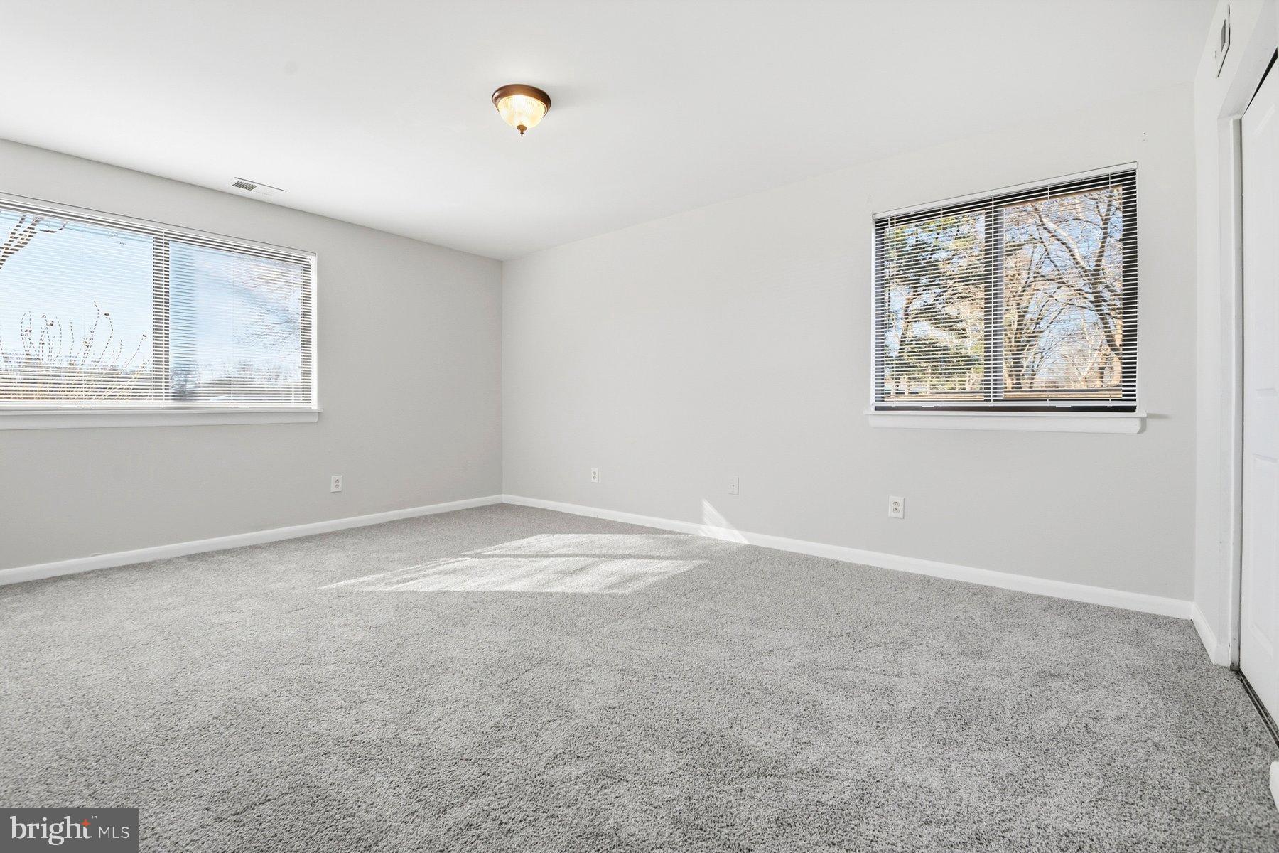 VILLAGE OF LONG REACH - Residential