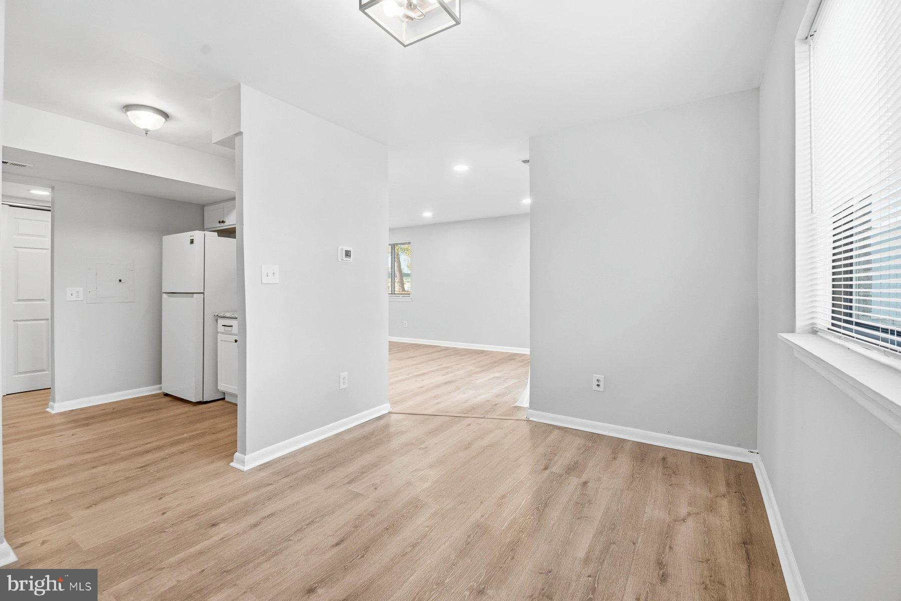 VILLAGE OF LONG REACH - Residential