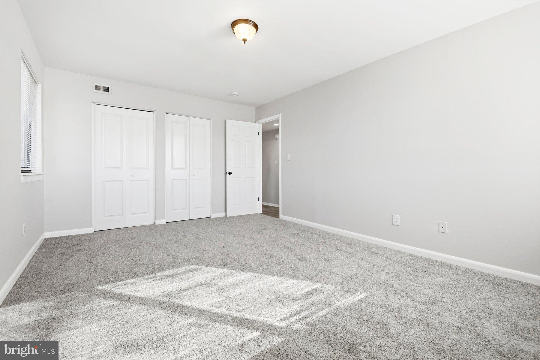 VILLAGE OF LONG REACH - Residential