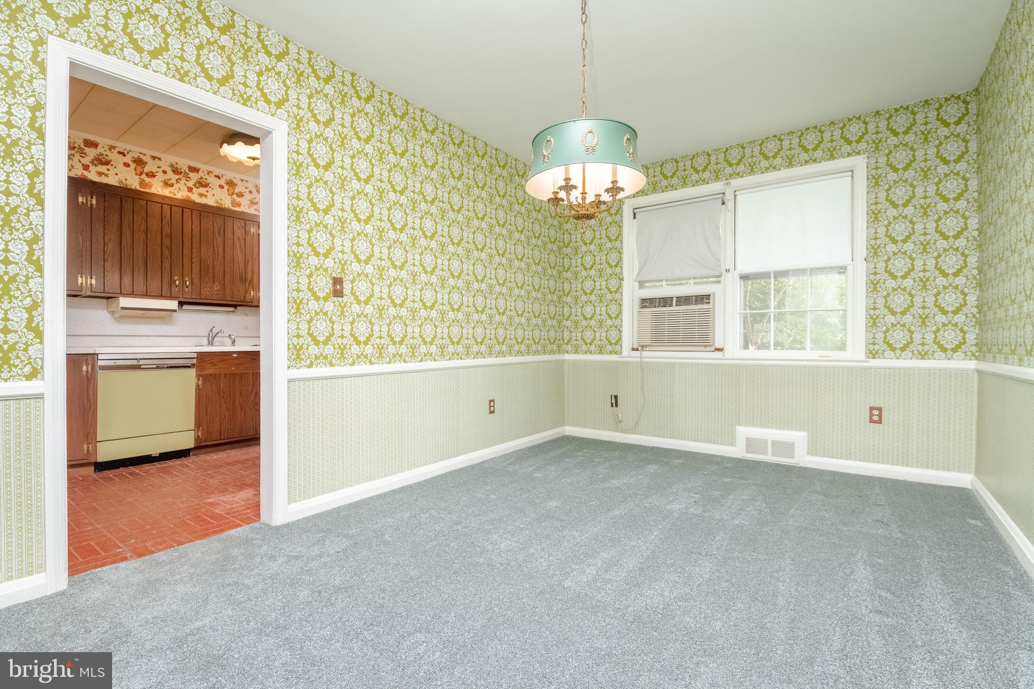 IDLEWOOD - Residential