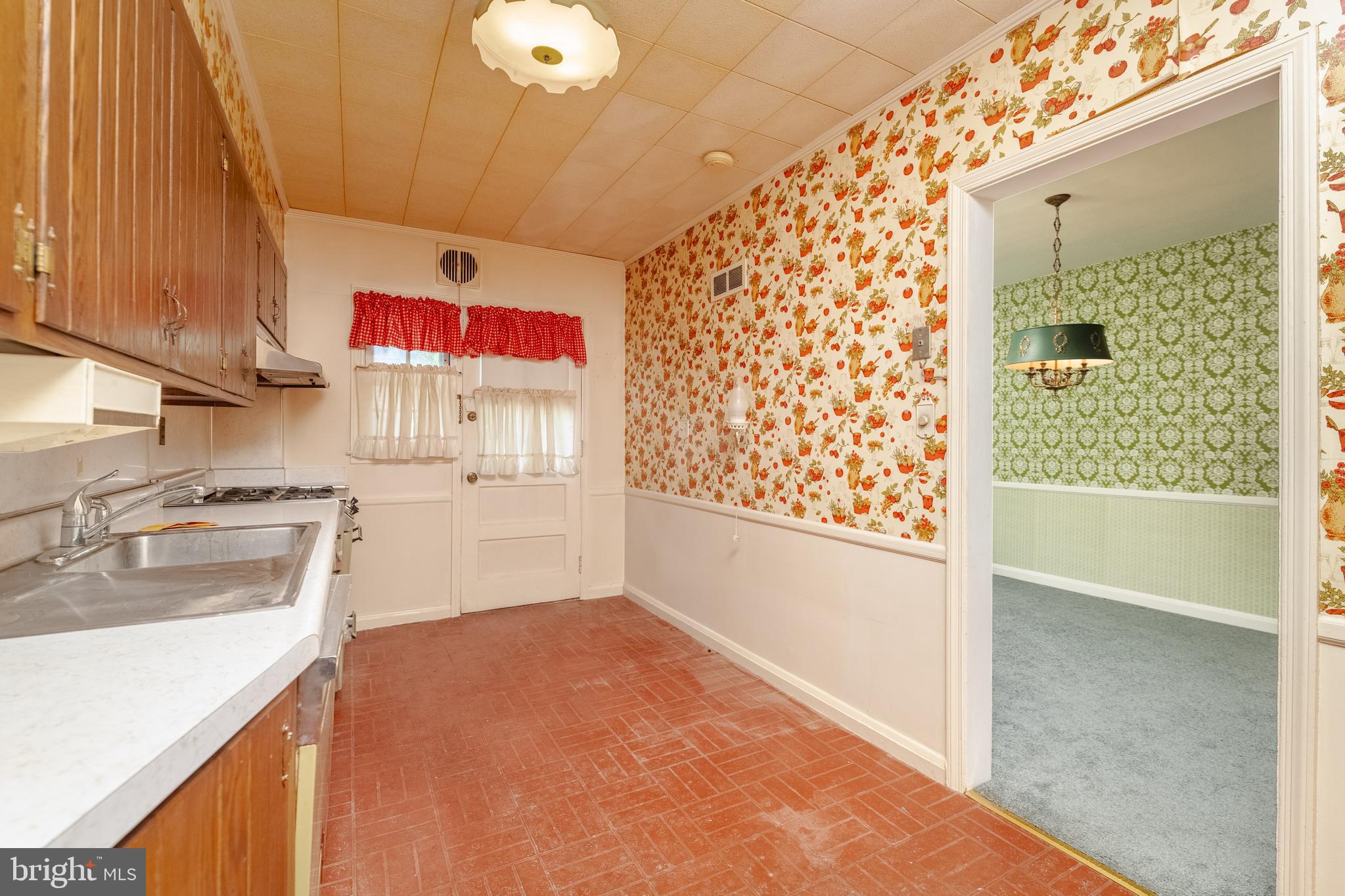 IDLEWOOD - Residential