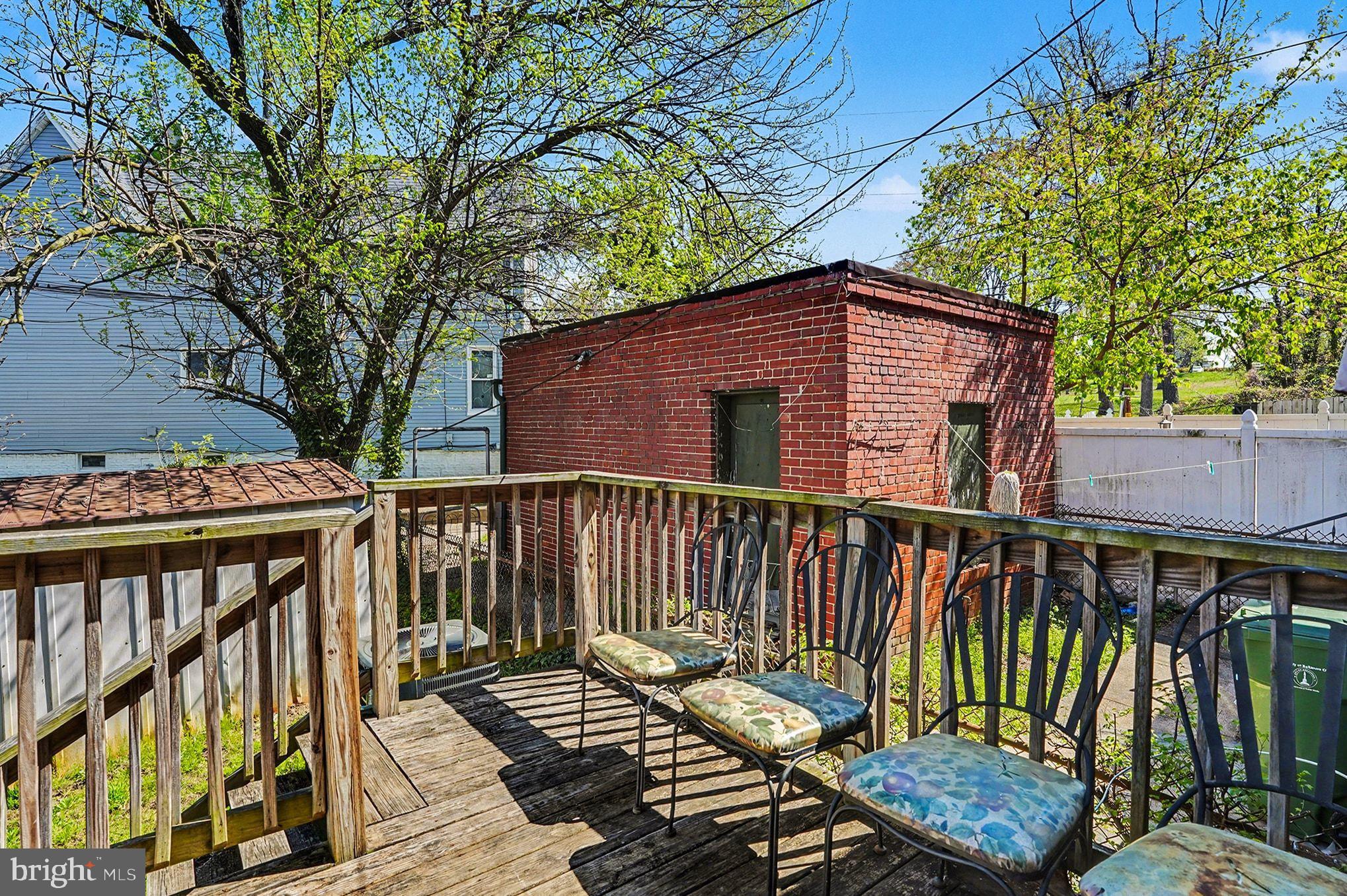 EDNOR GARDENS - LAKESIDE - Residential