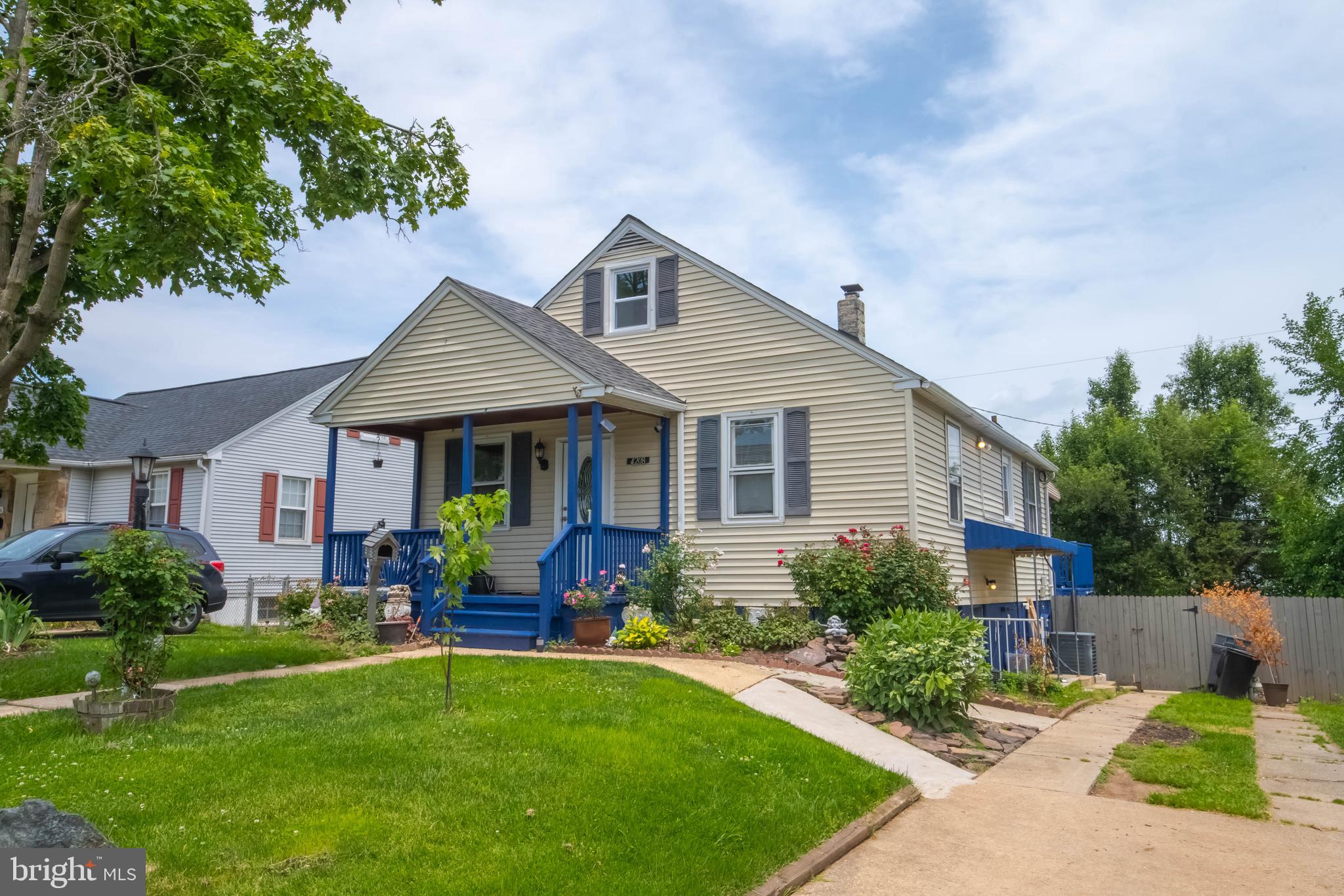 FULLERTON - Residential