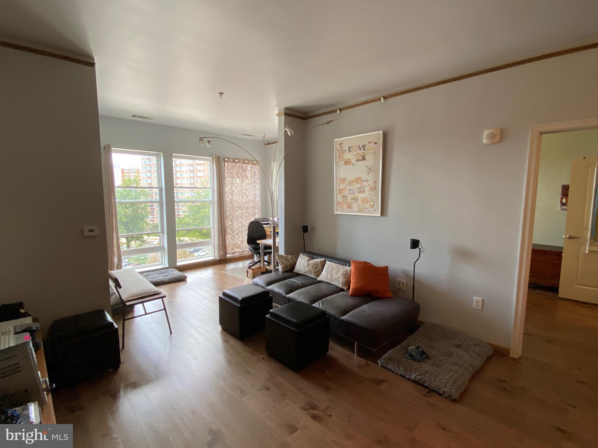 8045 AT SILVER SPRING METRO - Residential