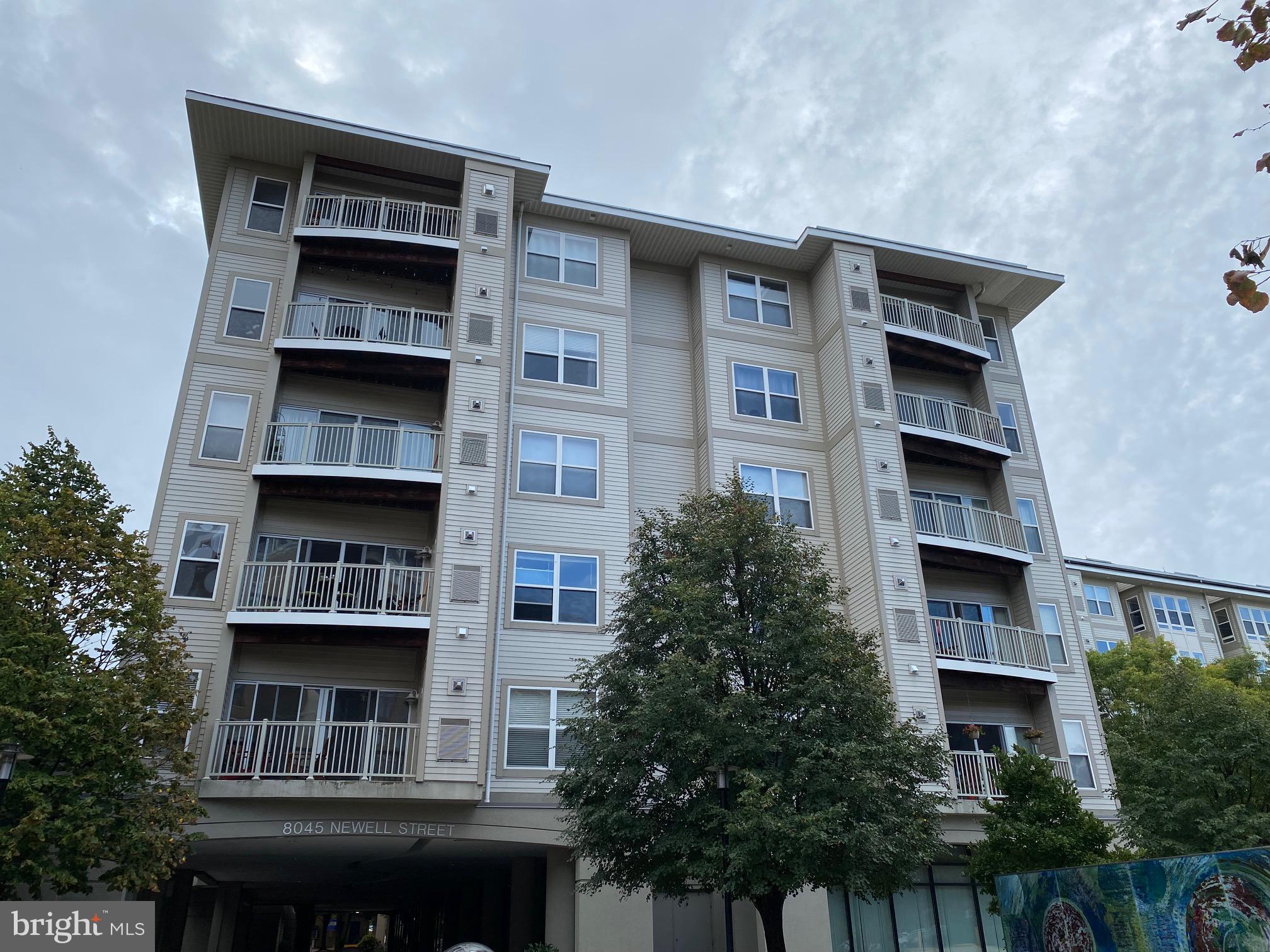 8045 AT SILVER SPRING METRO - Residential