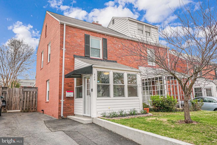 ***Offer Deadline - Monday 4/7 at 2PM + Owners ideally prefer rent back till June 20th*** Welcome to The Veitch St Retreat – a charming and updated 3-bedroom, 2-bathroom duplex tucked into the heart of Penrose. Step inside to an open-concept layout that flows seamlessly from the living room to the dining area and kitchen, all thoughtfully updated to suit modern living. With no HOA and a private backyard, this home makes everyday life easy and enjoyable. A rare main-level bedroom and full bathroom offer flexible options for guests, a home office, or convenient one-level living. Upstairs, you’ll find two additional bedrooms, a full bath, and a finished bonus level—perfect for a home gym, creative studio, or cozy reading nook. Major updates provide peace of mind, including a recently replaced roof (2020), hot water heater (2021), and furnace (2023). Just blocks from the vibrant Columbia Pike corridor and its diverse restaurants and shops, The Veitch St Retreat is also minutes from Clarendon, DC, and key commuting routes like I-395 and Washington Blvd. It's the perfect blend of charm, convenience, and comfort.