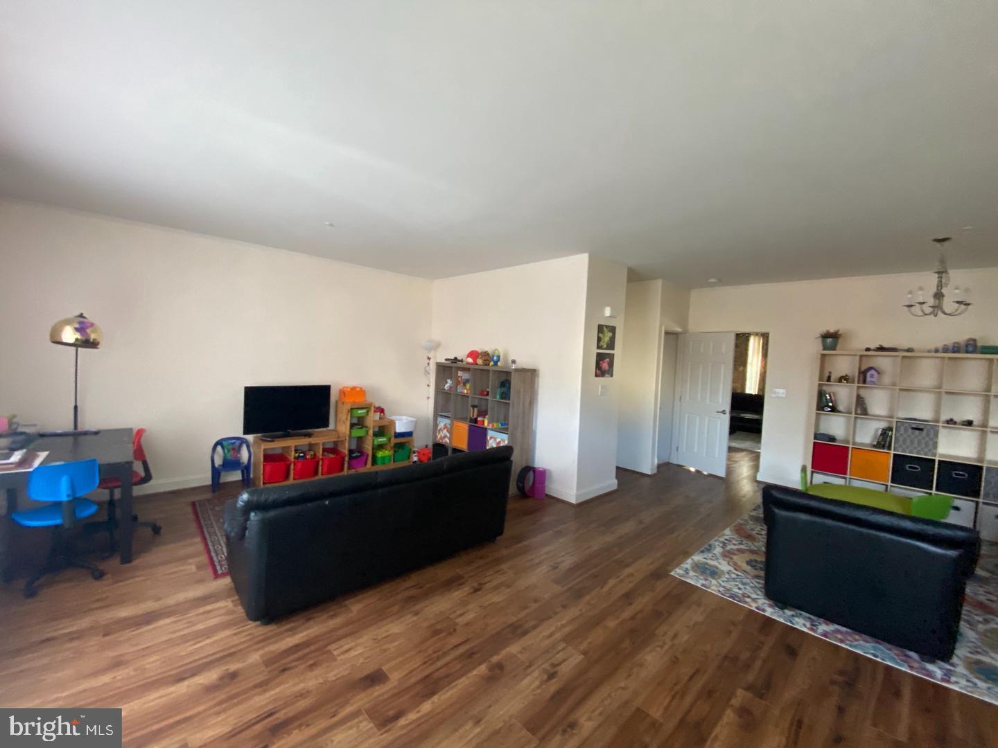 4 BRINKMANNS WAY