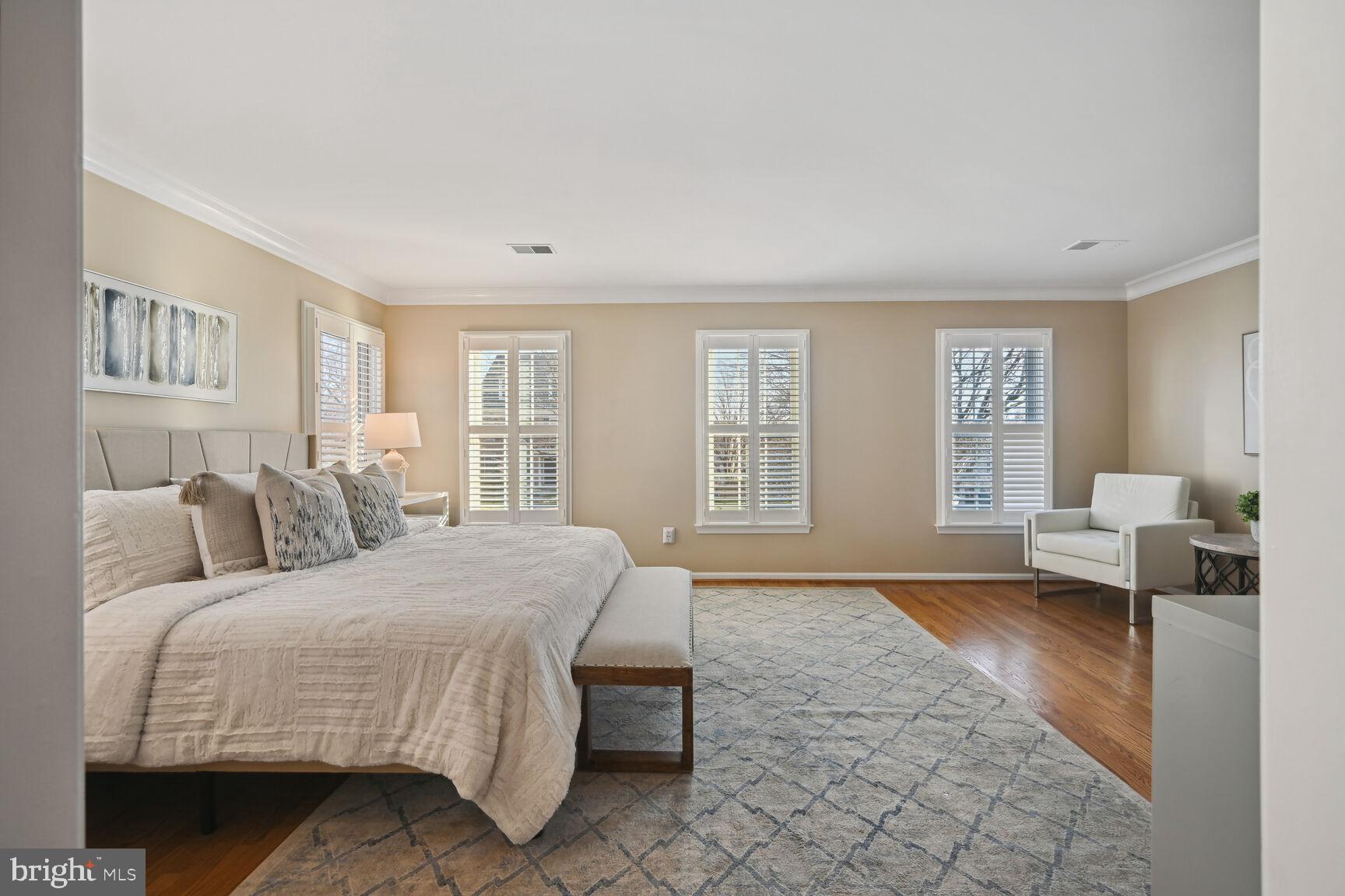 AYRLAWN - Residential