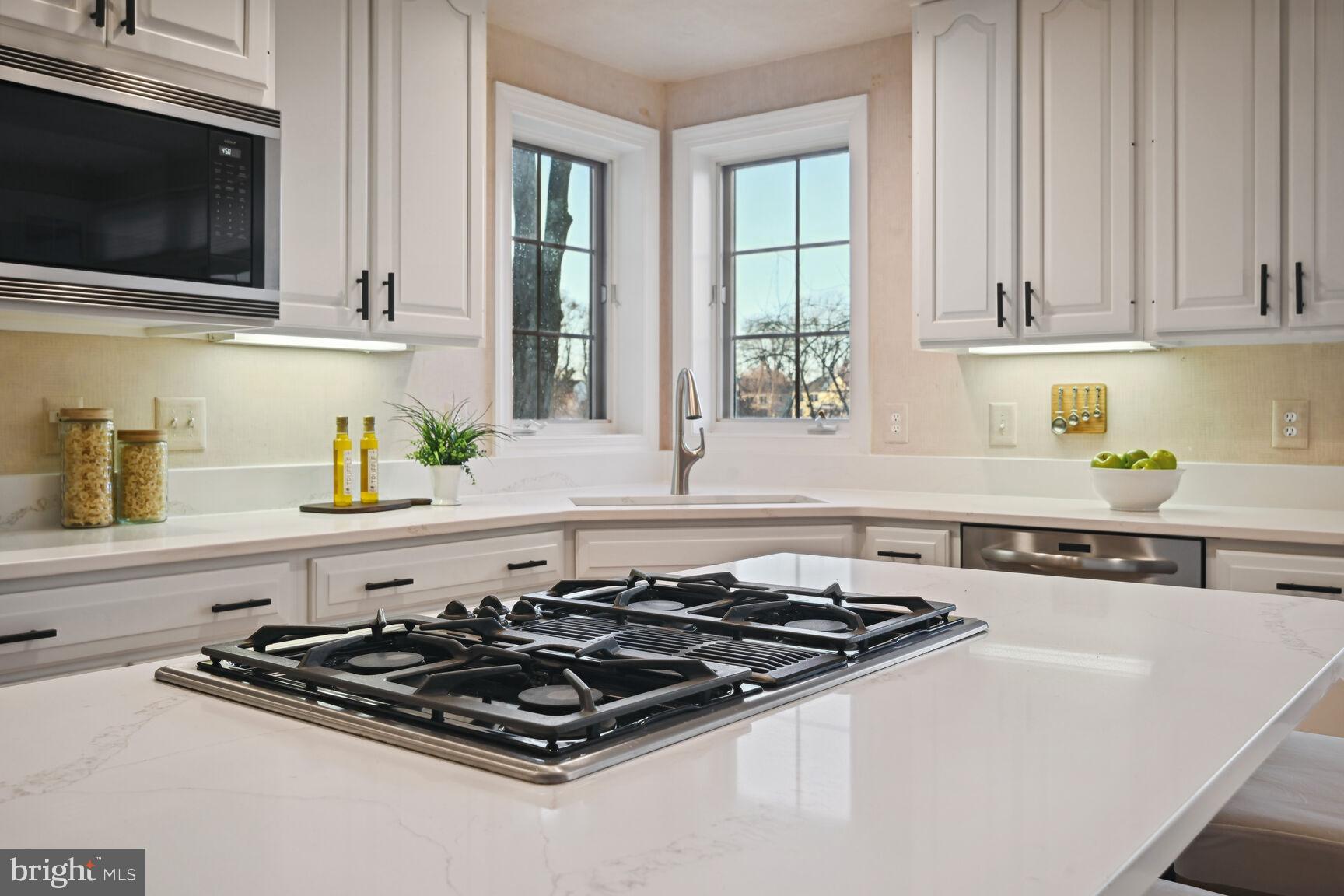 AYRLAWN - Residential