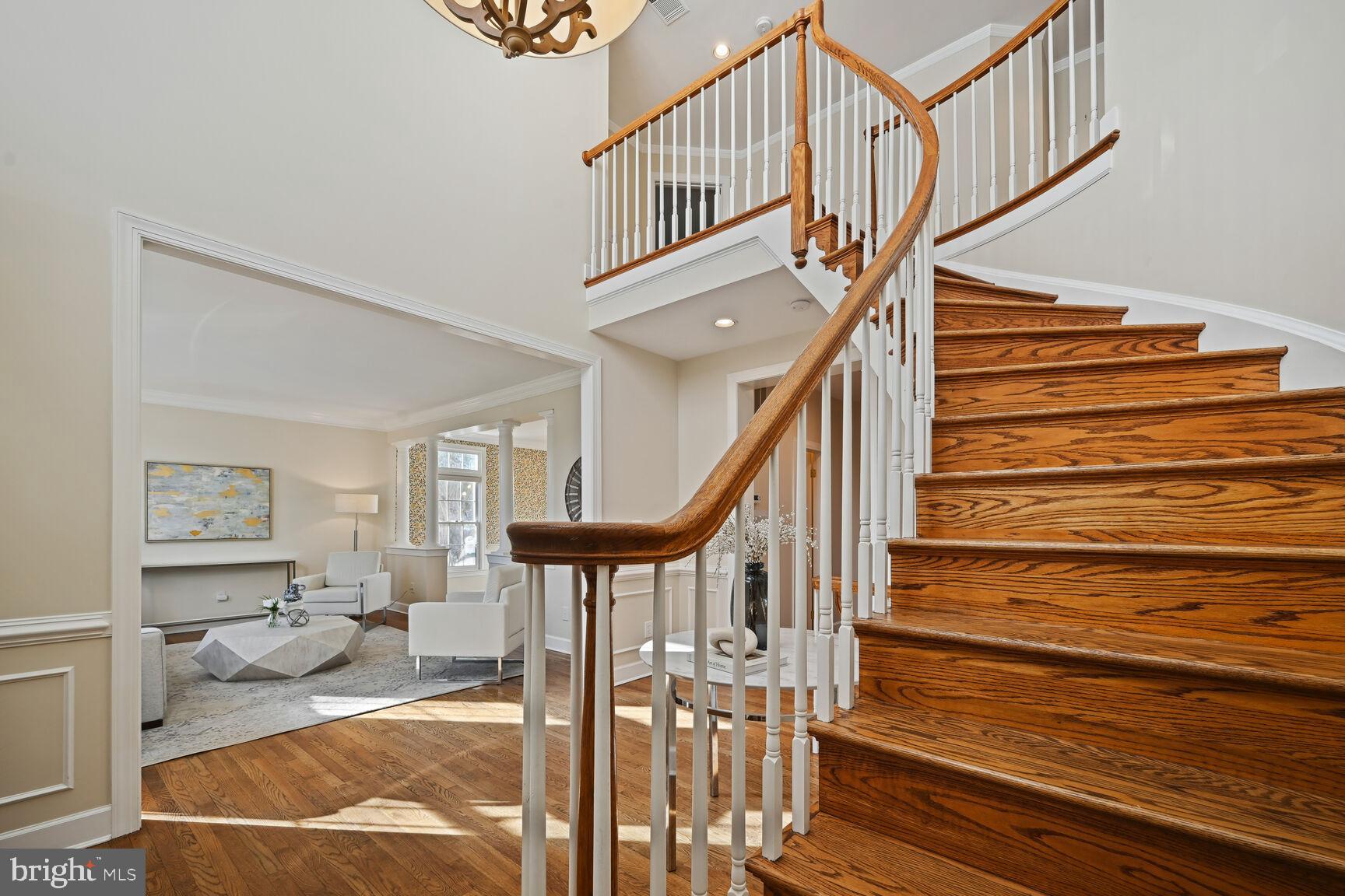 AYRLAWN - Residential