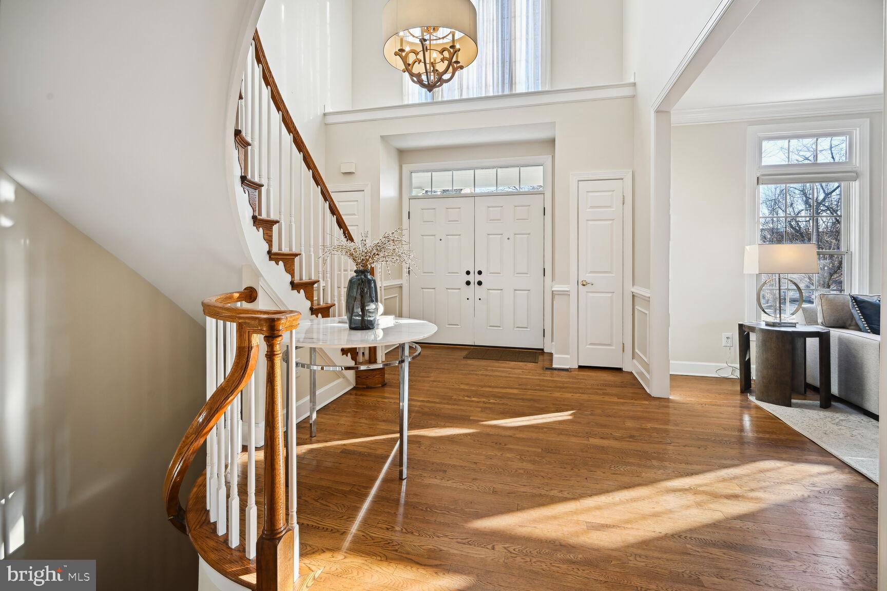 AYRLAWN - Residential