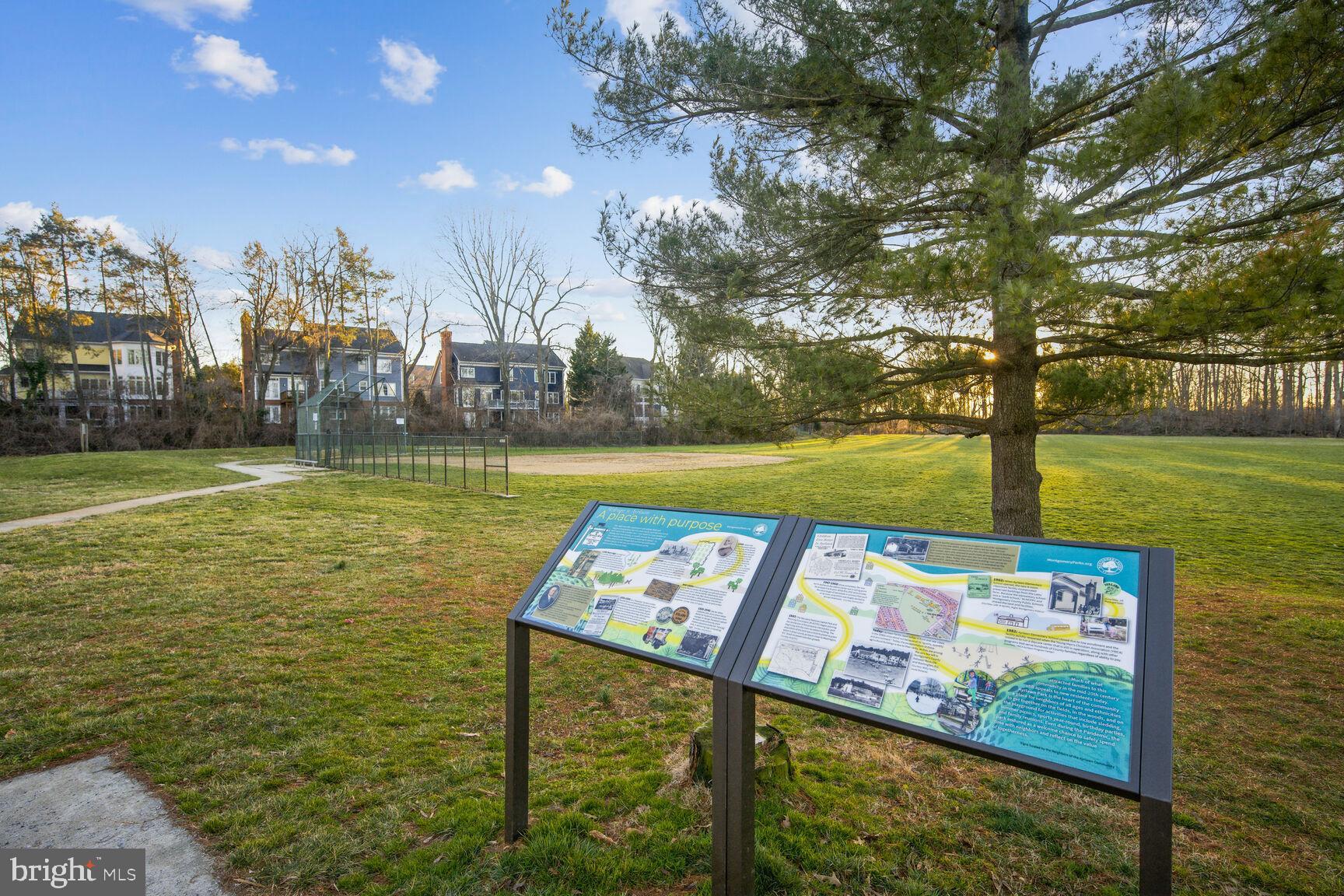 AYRLAWN - Residential