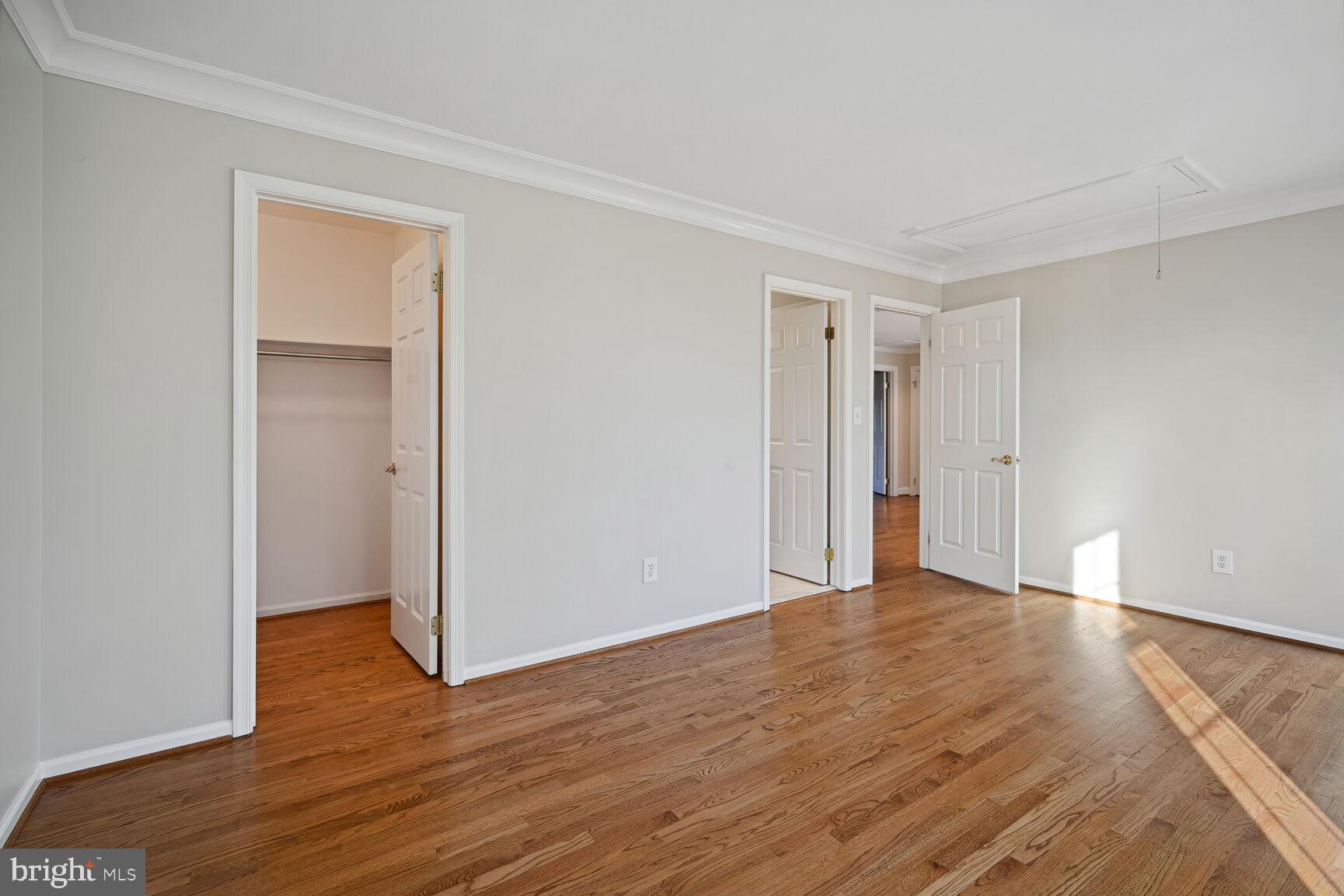 AYRLAWN - Residential