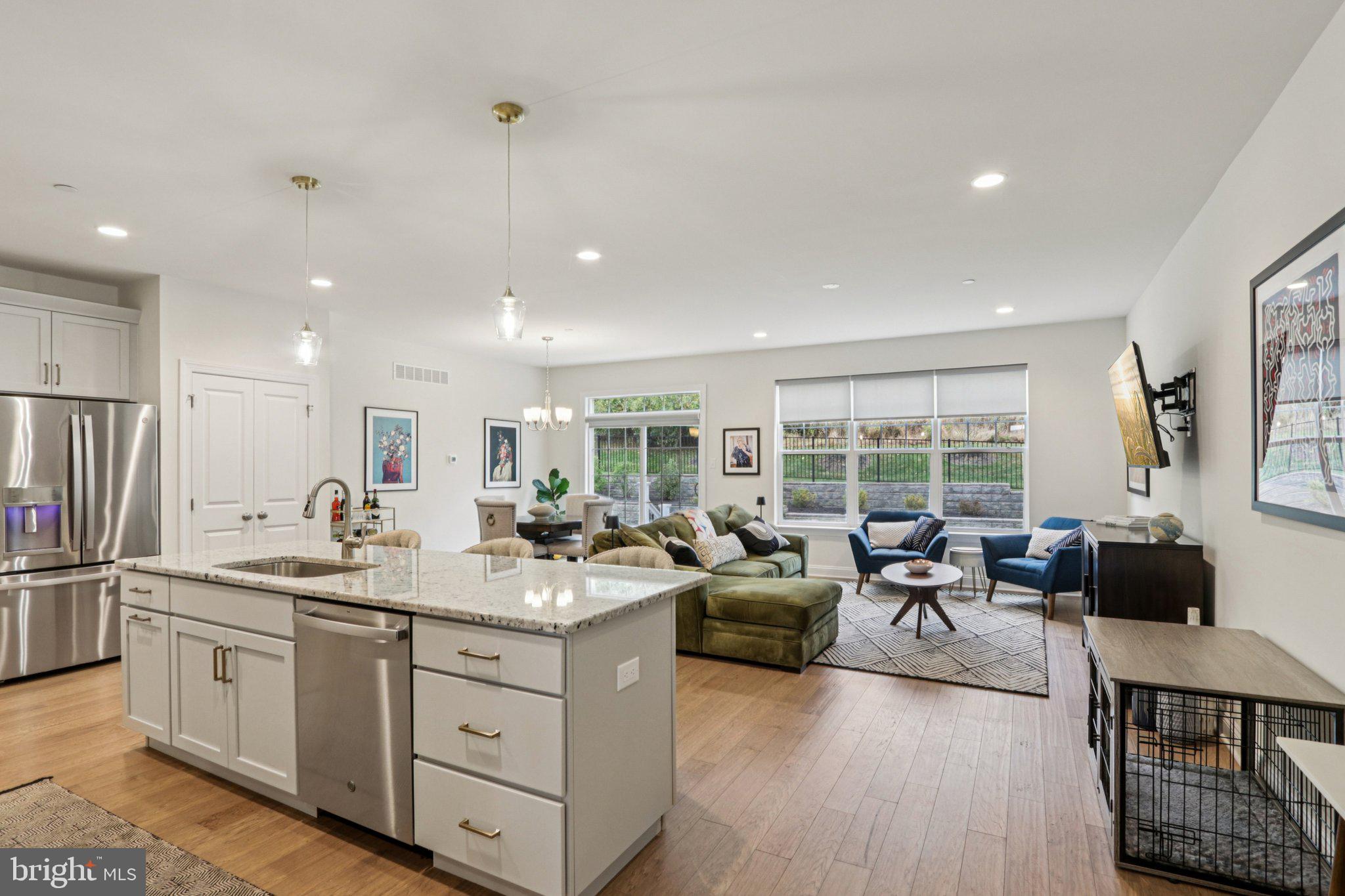 WILLISTOWN POINT - Residential