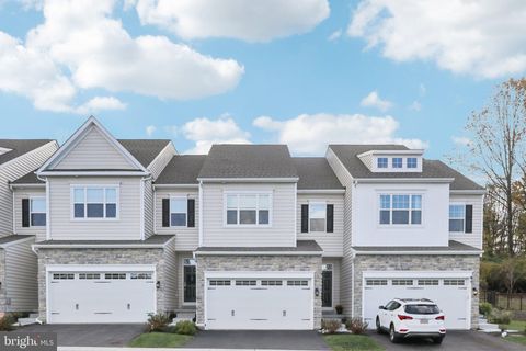 52 JULIET LANE WEST CHESTER PA 19382