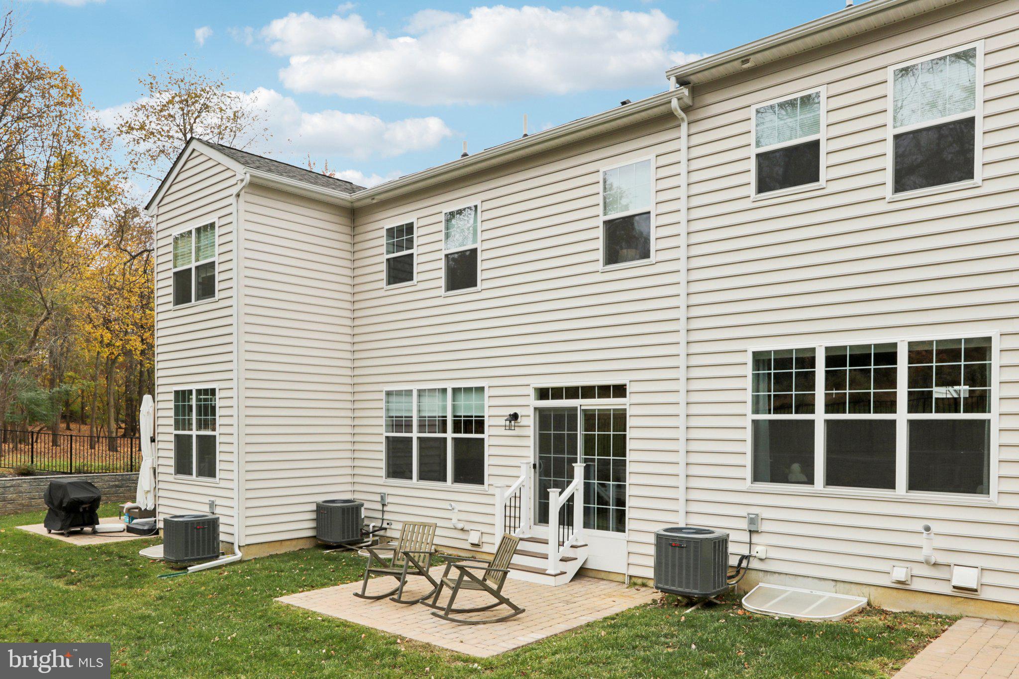 WILLISTOWN POINT - Residential