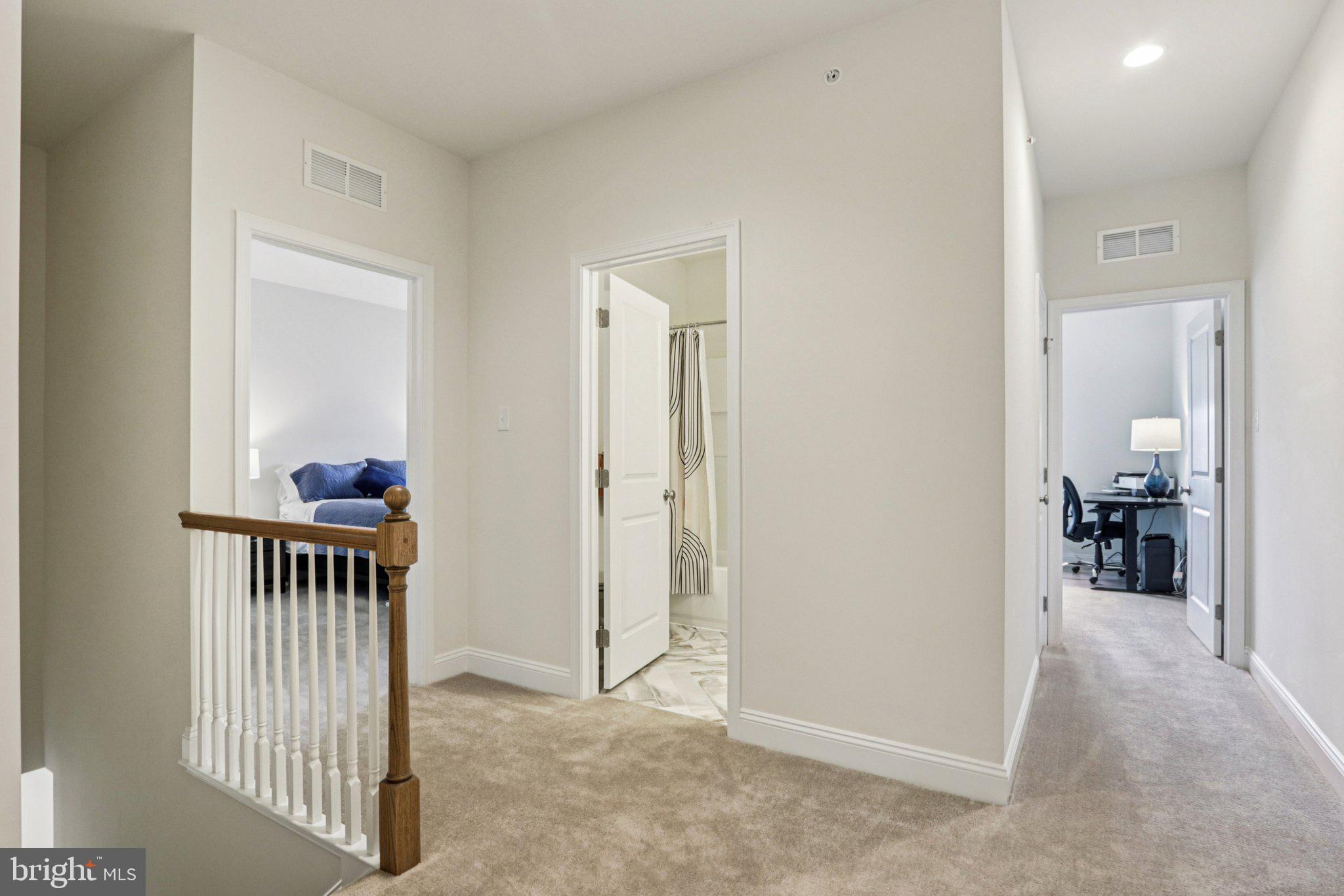 WILLISTOWN POINT - Residential