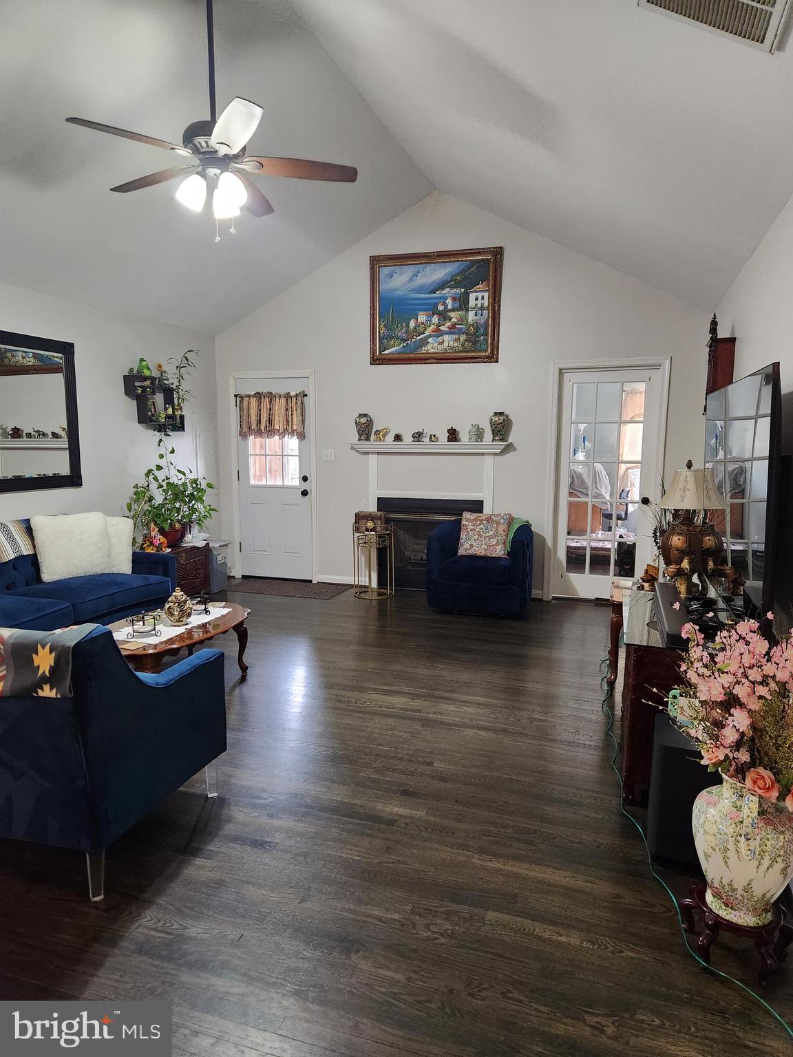 MEADFIELD - Residential Lease