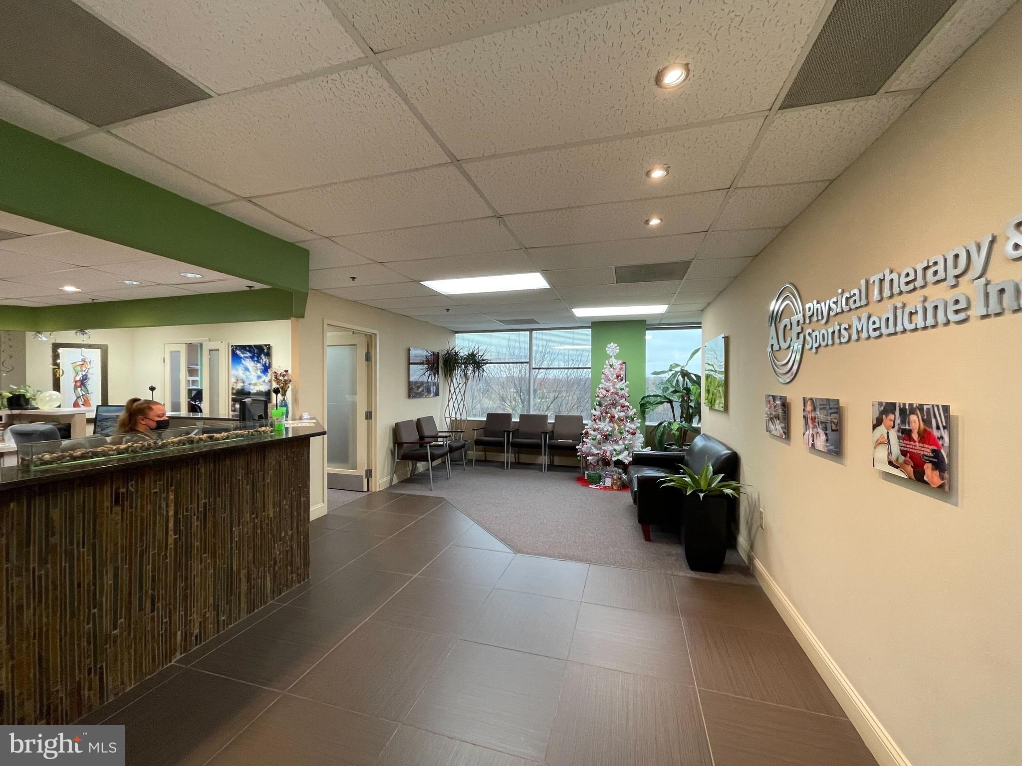 2841 HARTLAND ROAD 401B