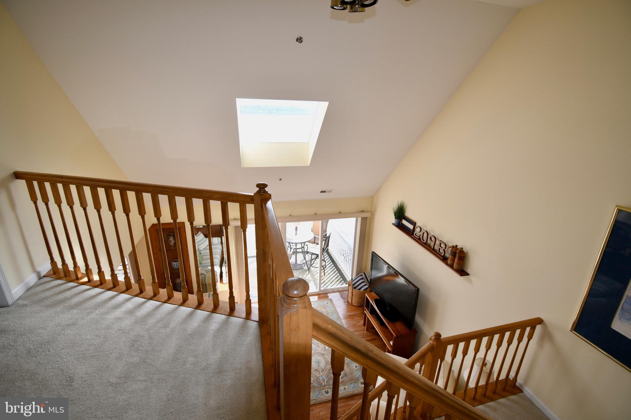 SENECA POINTE - Residential