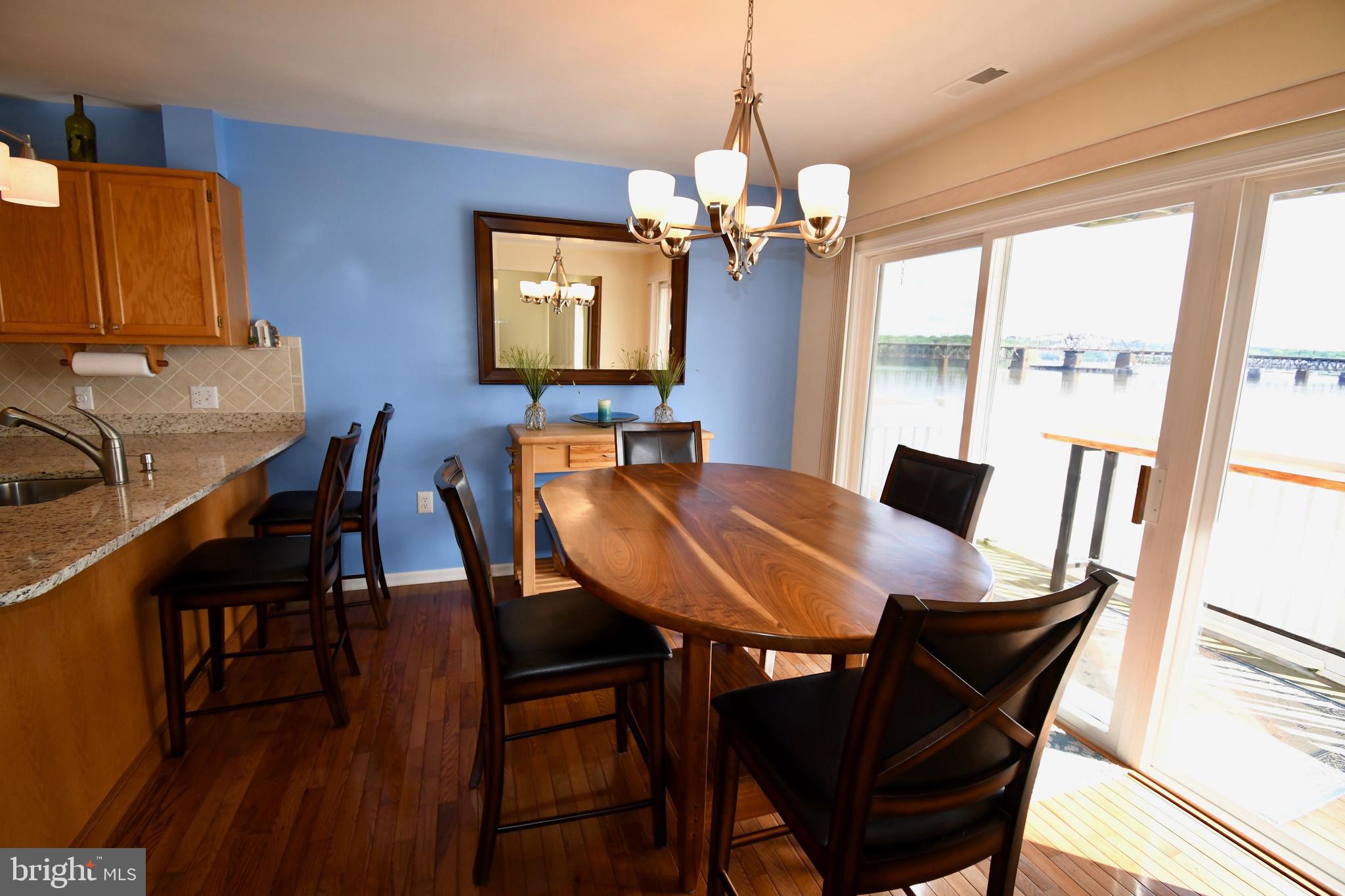 SENECA POINTE - Residential