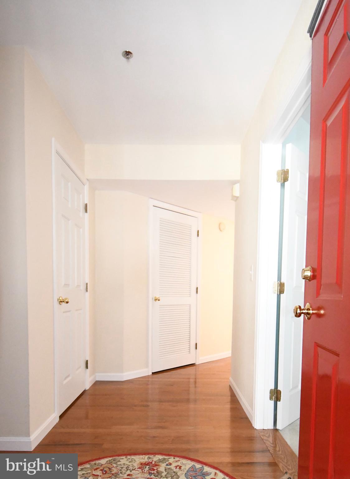 SENECA POINTE - Residential