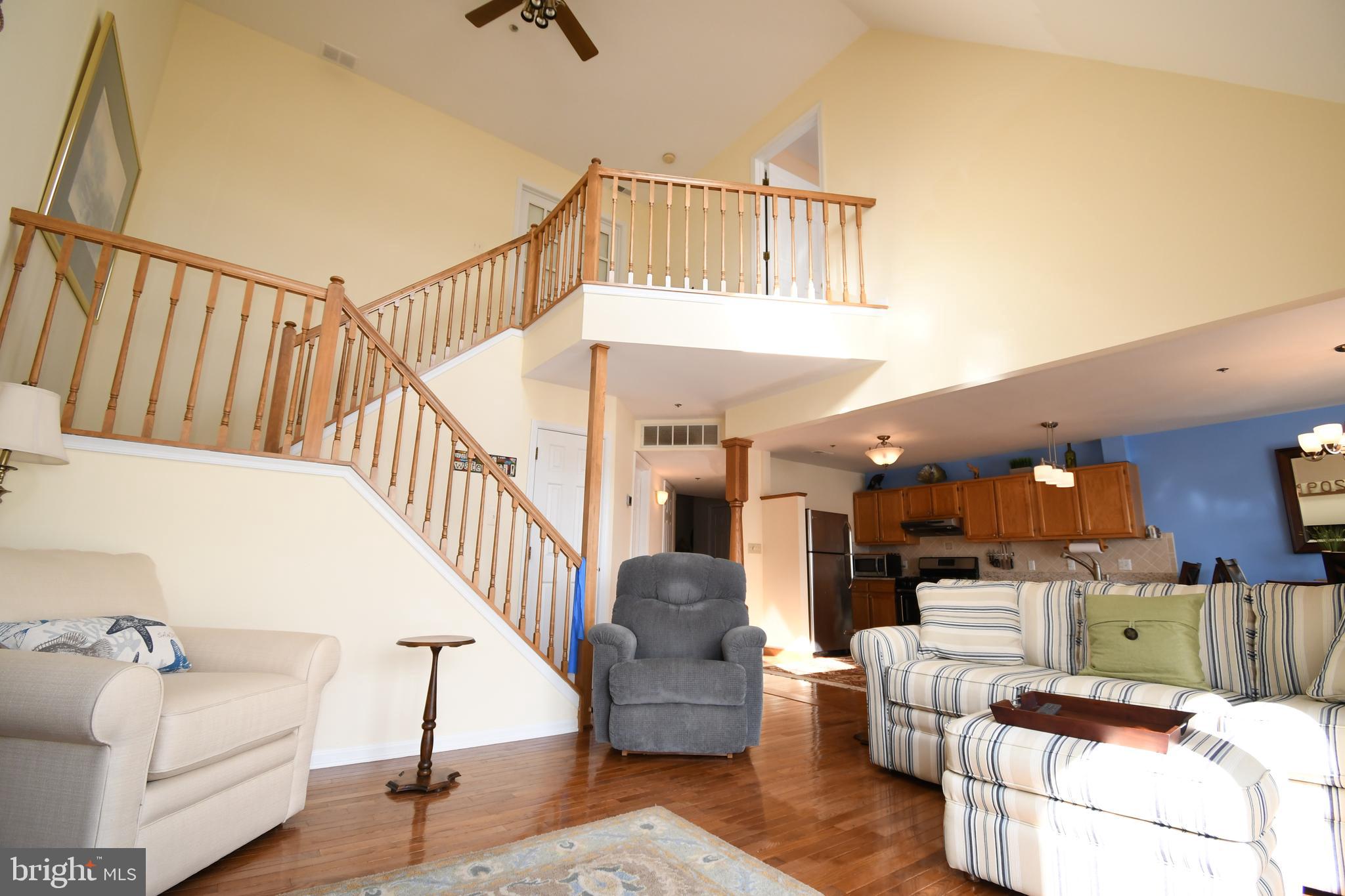 SENECA POINTE - Residential