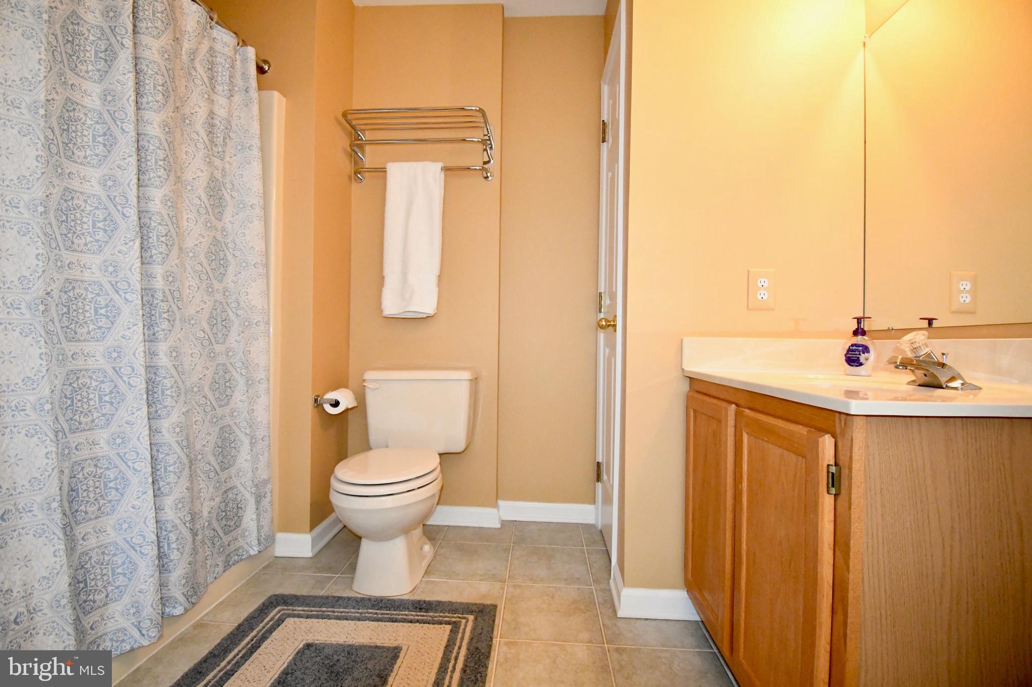 SENECA POINTE - Residential