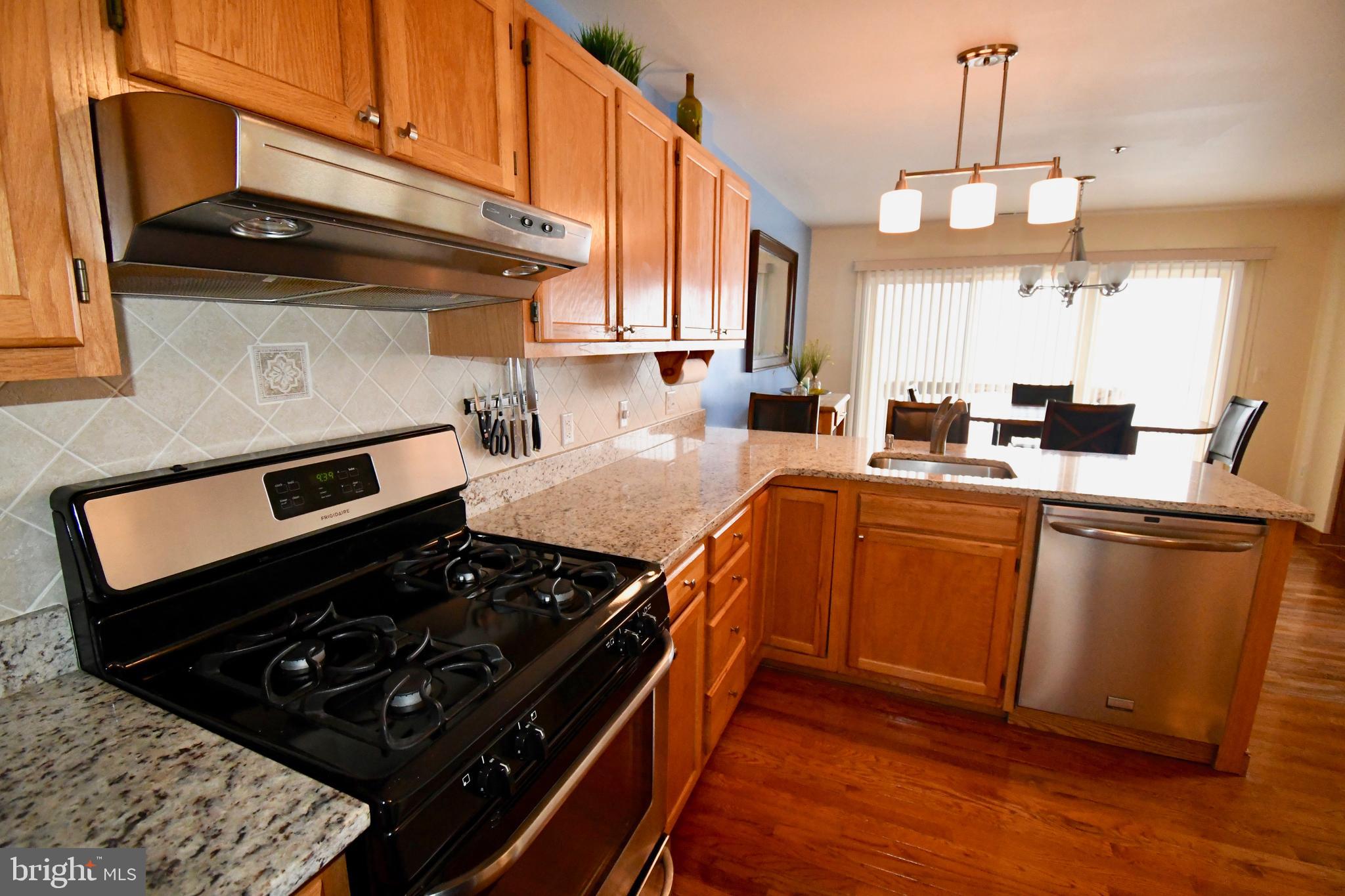 SENECA POINTE - Residential