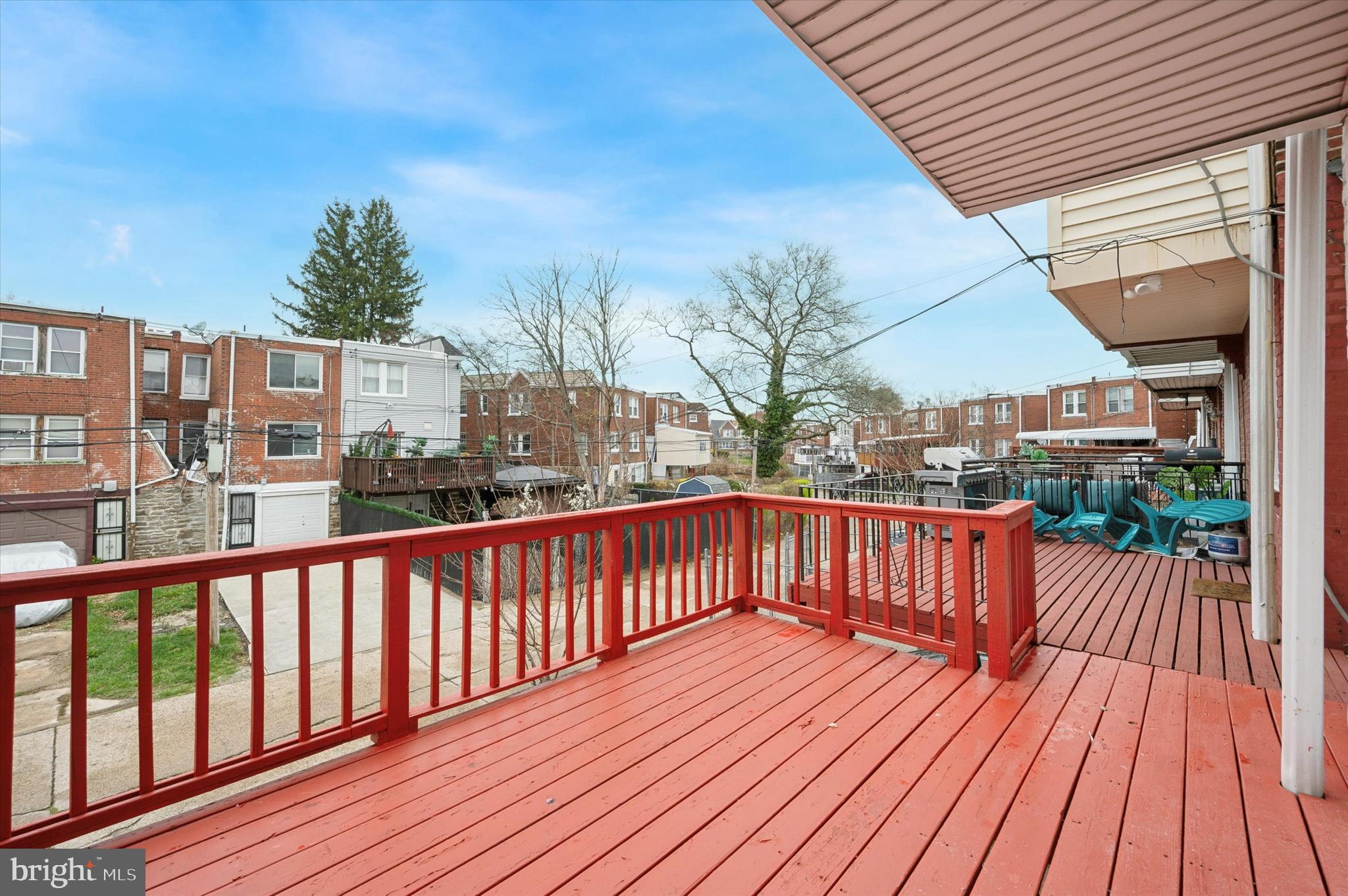 WEST OAK LANE - Residential