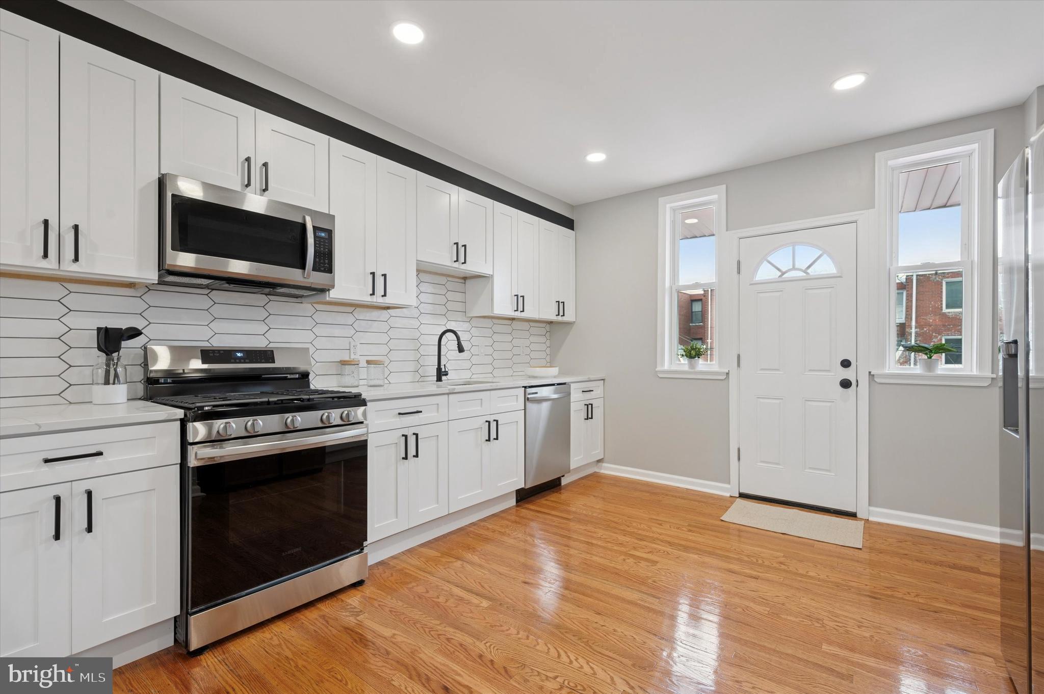 WEST OAK LANE - Residential