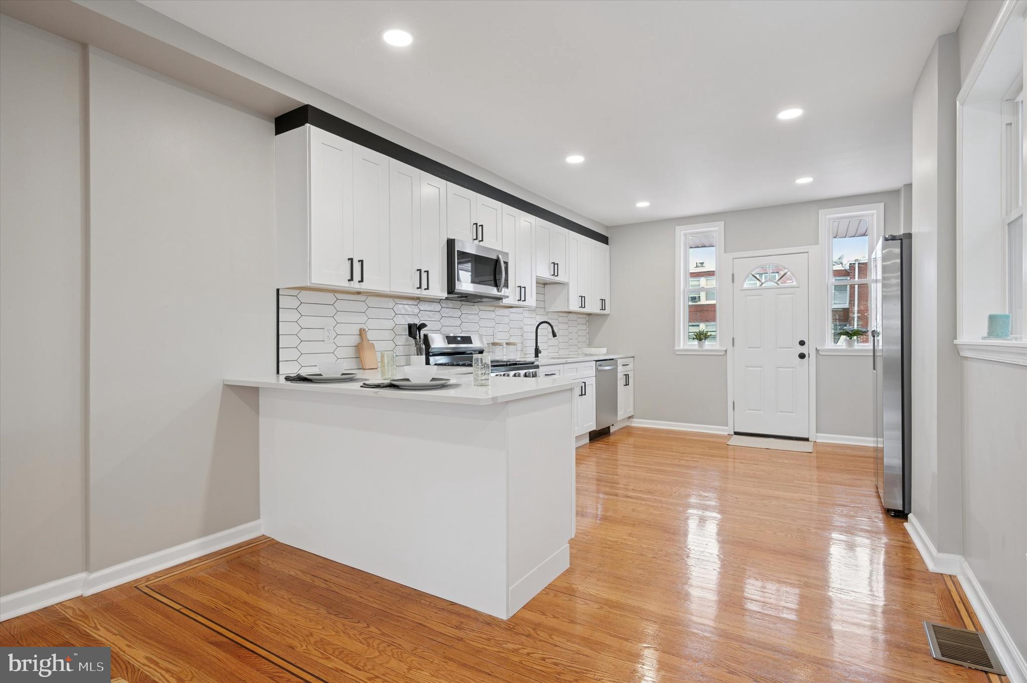 WEST OAK LANE - Residential