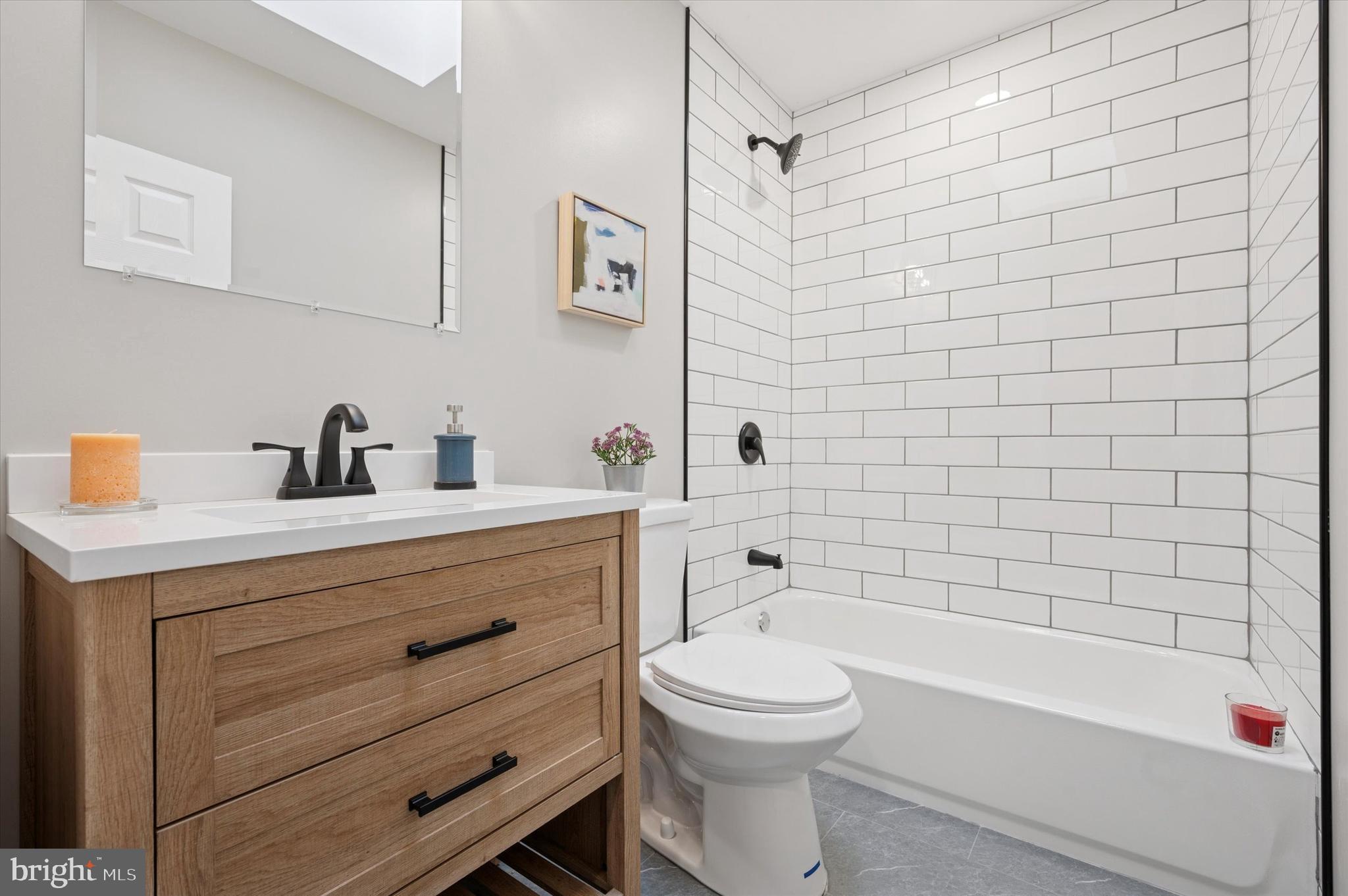 WEST OAK LANE - Residential