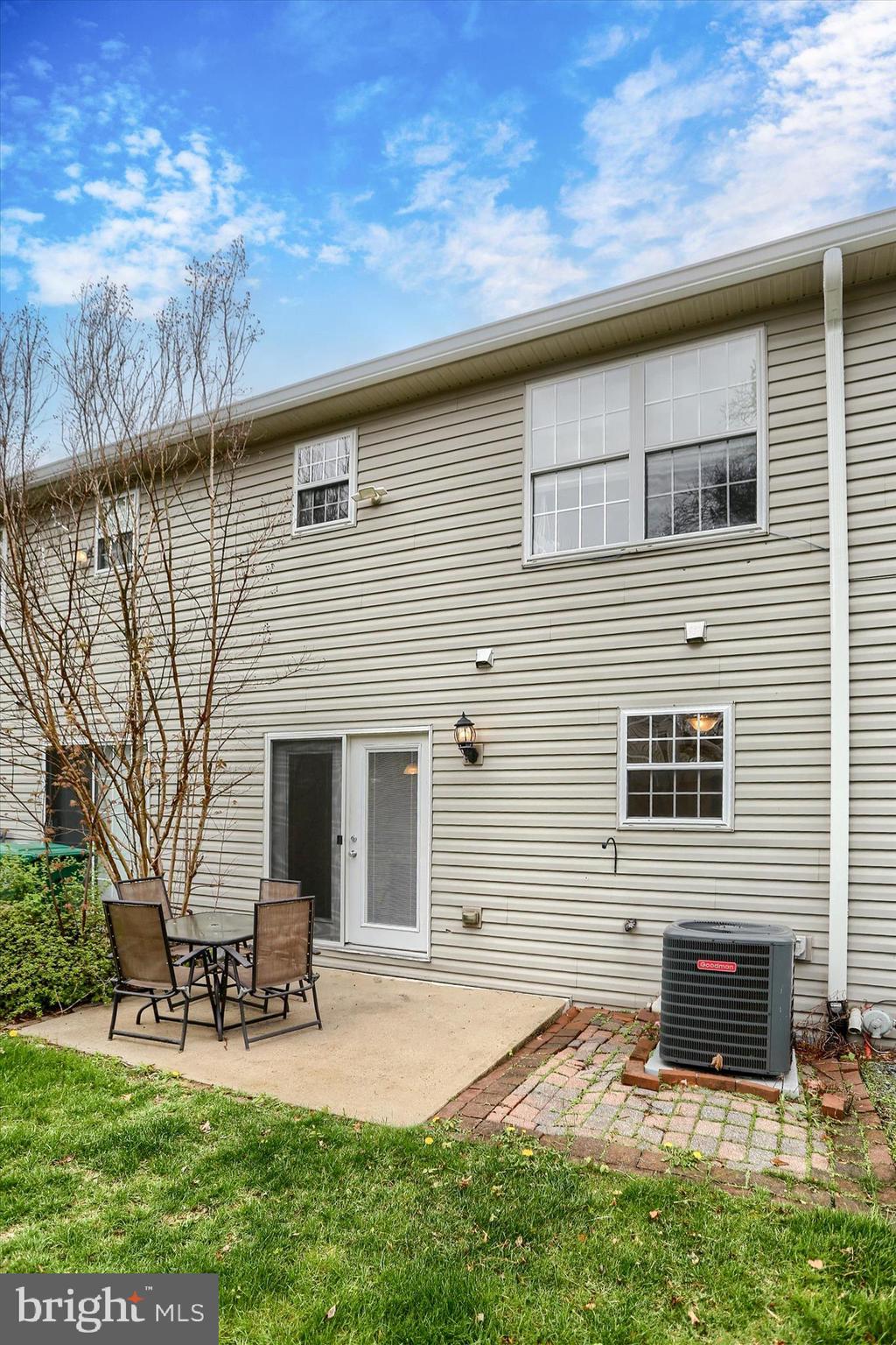 DARLINGTON VILLAGE - Residential