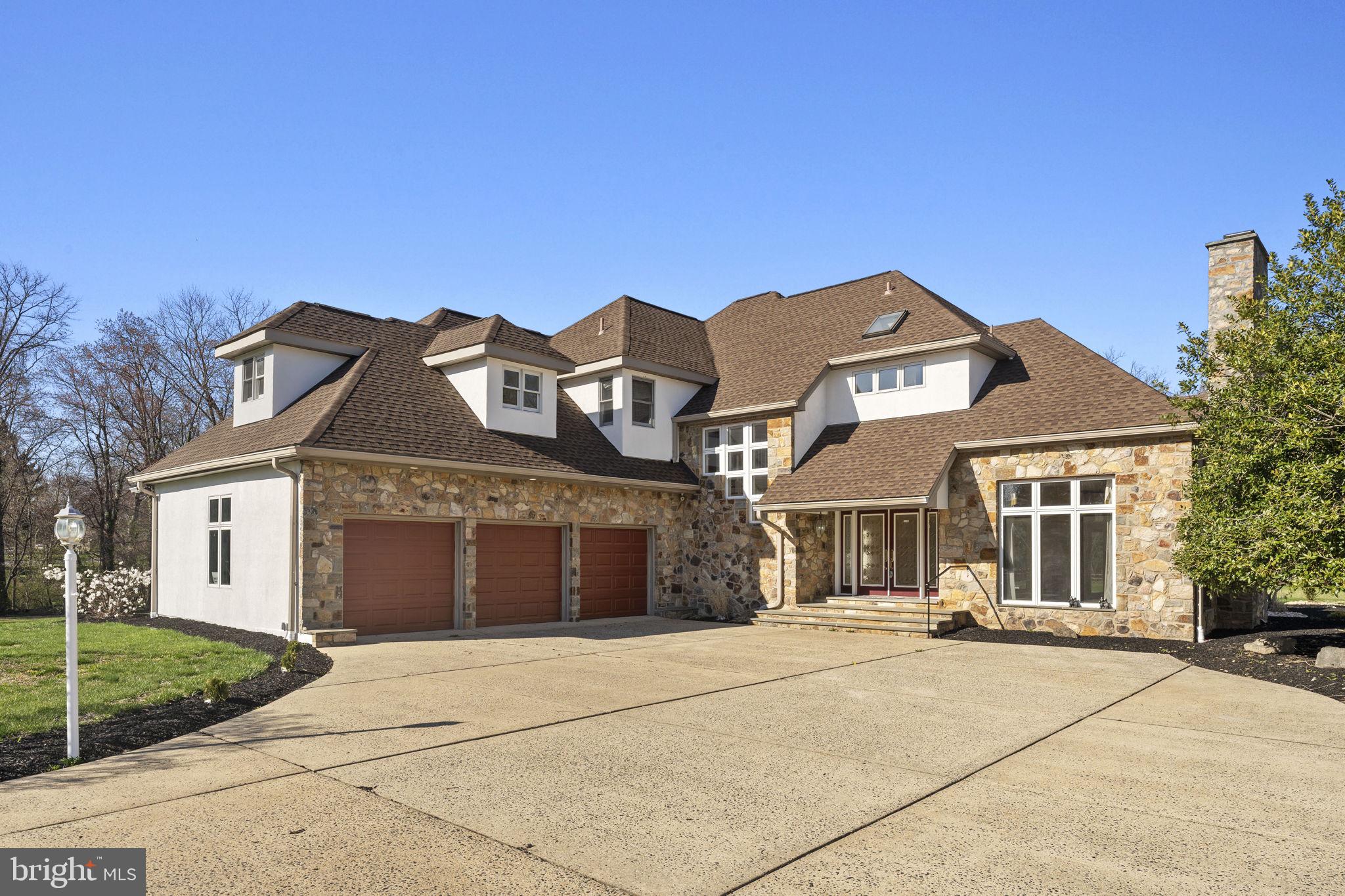 961 SKIPPACK PIKE