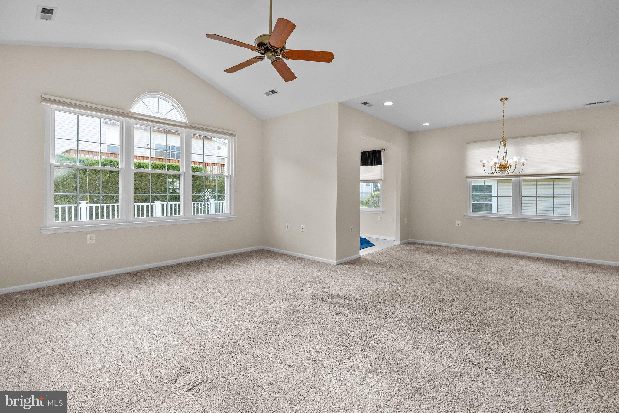 FLOWERS MILL - Residential