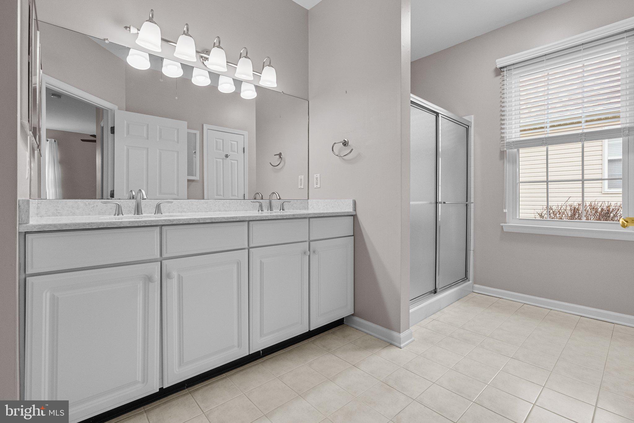 FLOWERS MILL - Residential