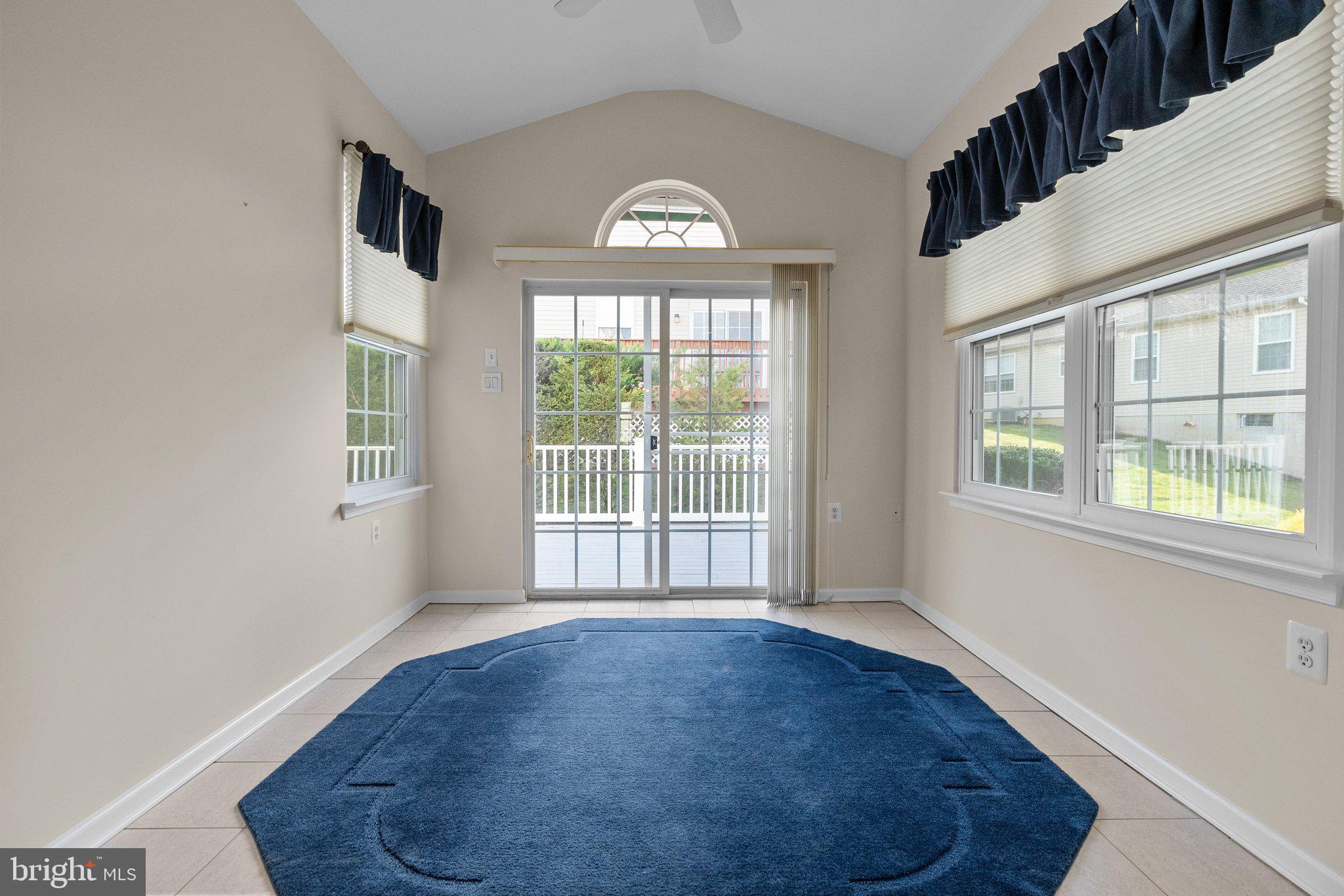 FLOWERS MILL - Residential