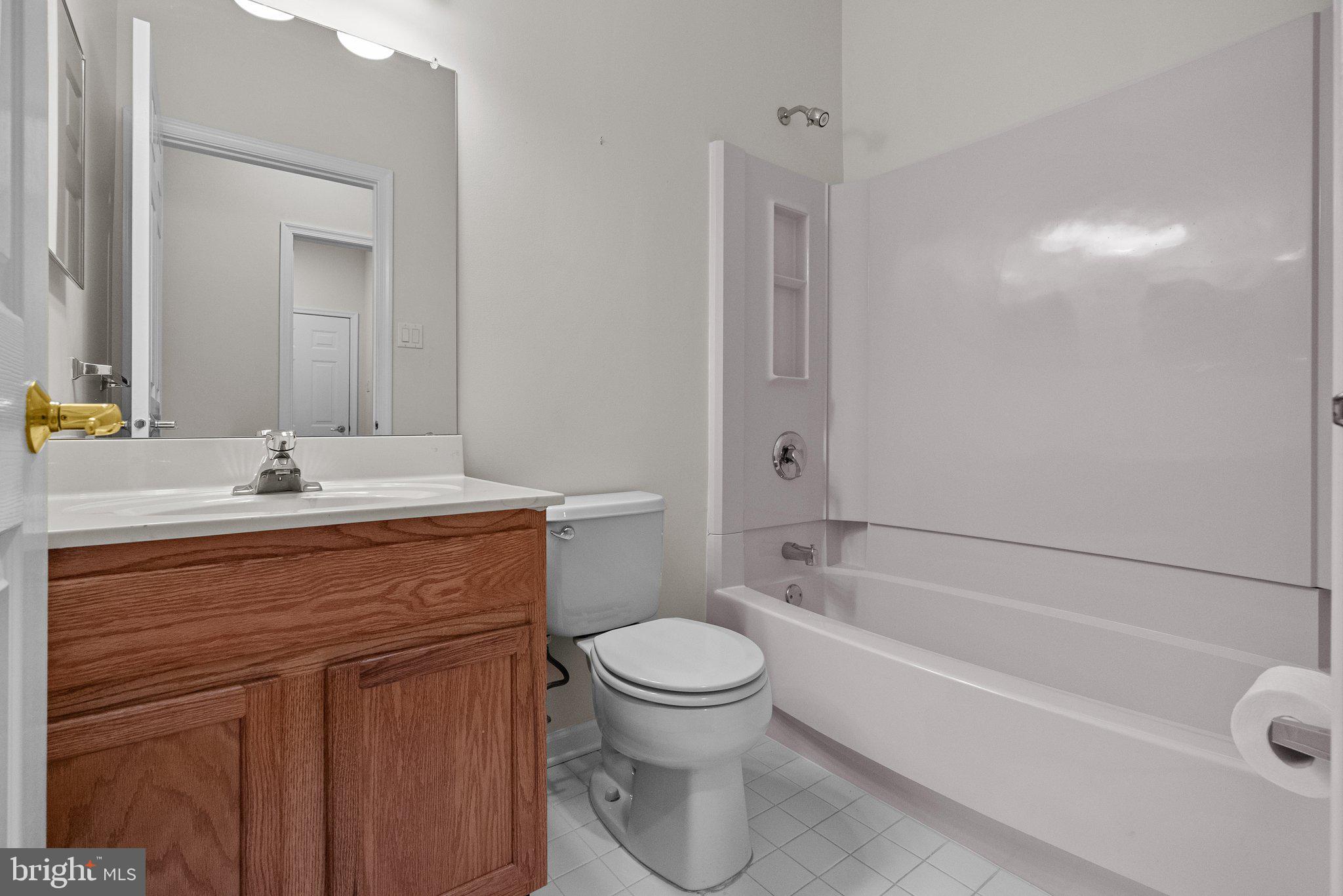 FLOWERS MILL - Residential