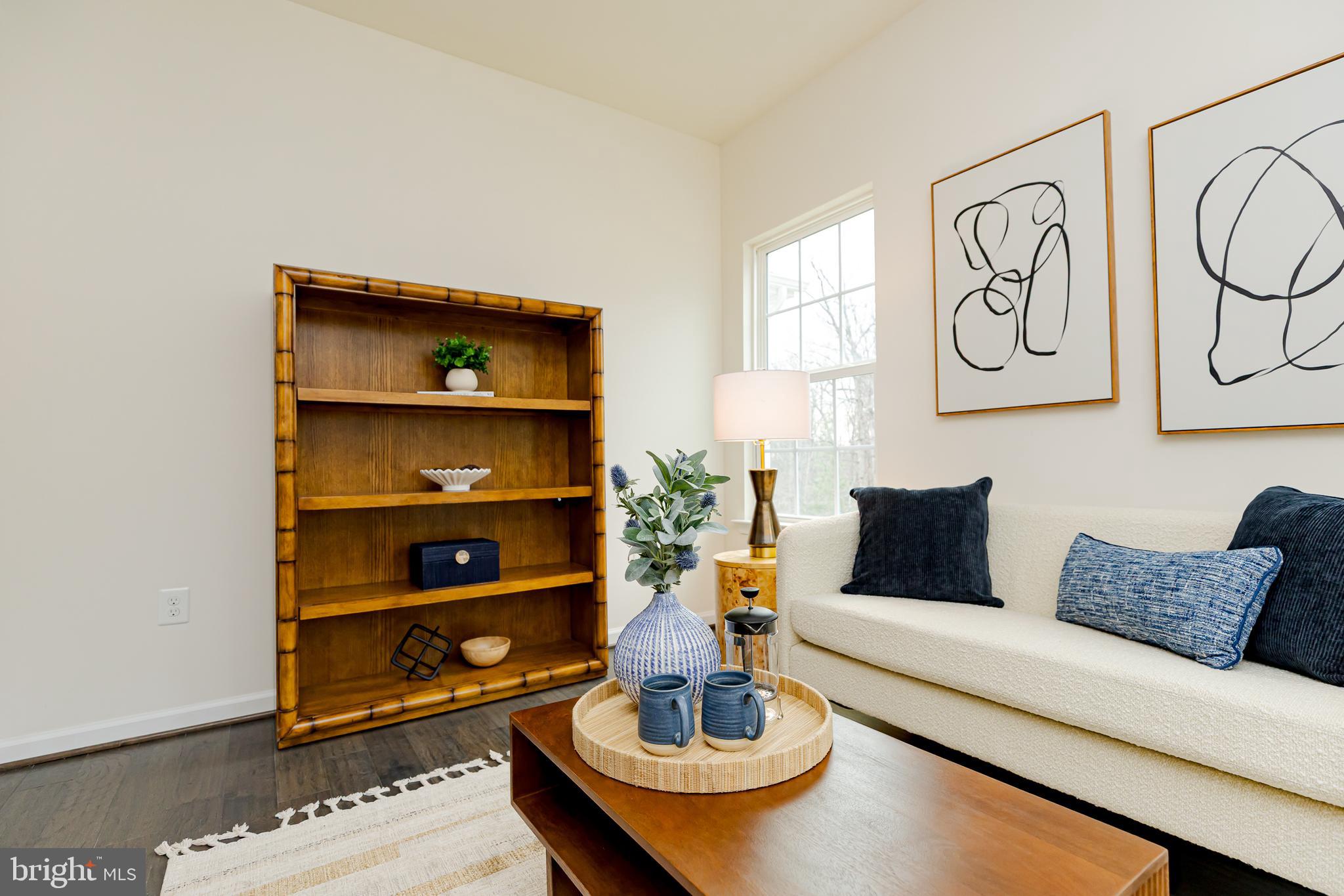 HAMPTON RESERVE - Residential