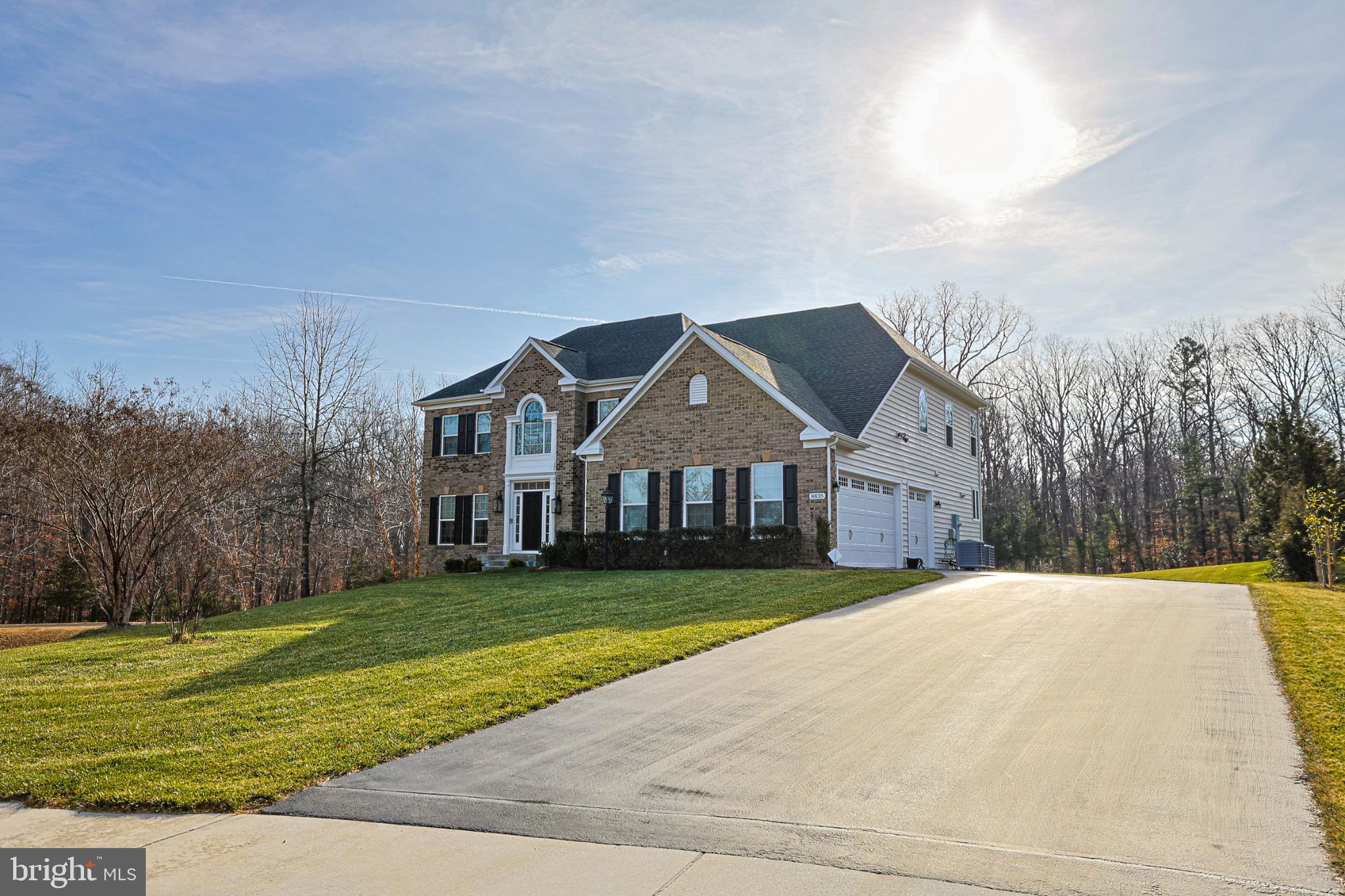 8835 CHRISANTHE COURT