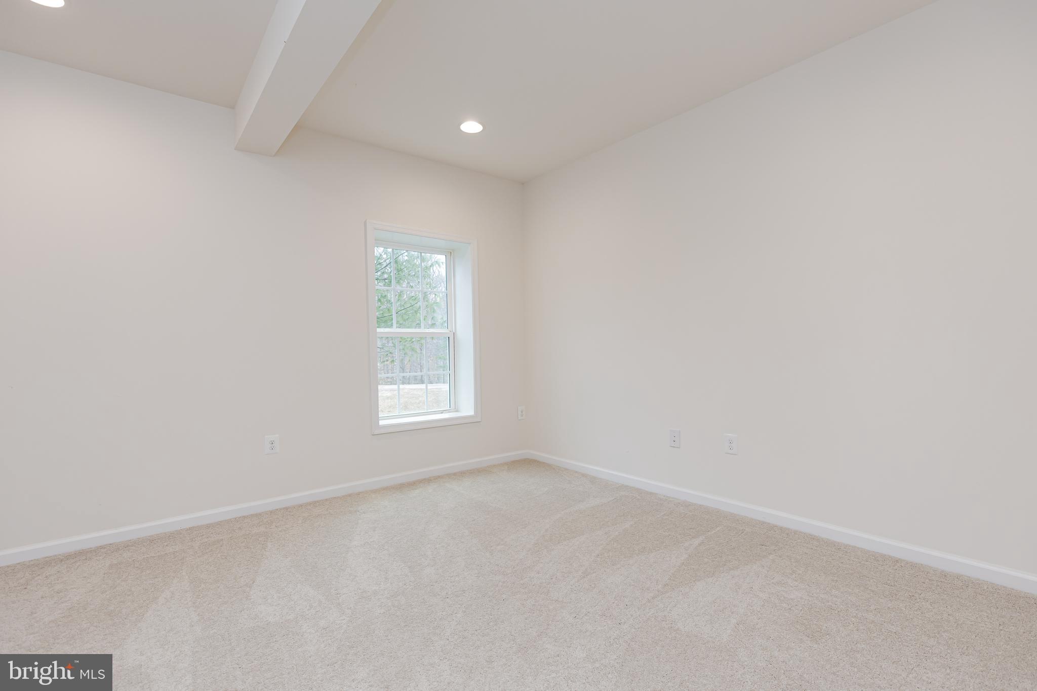 HAMPTON RESERVE - Residential