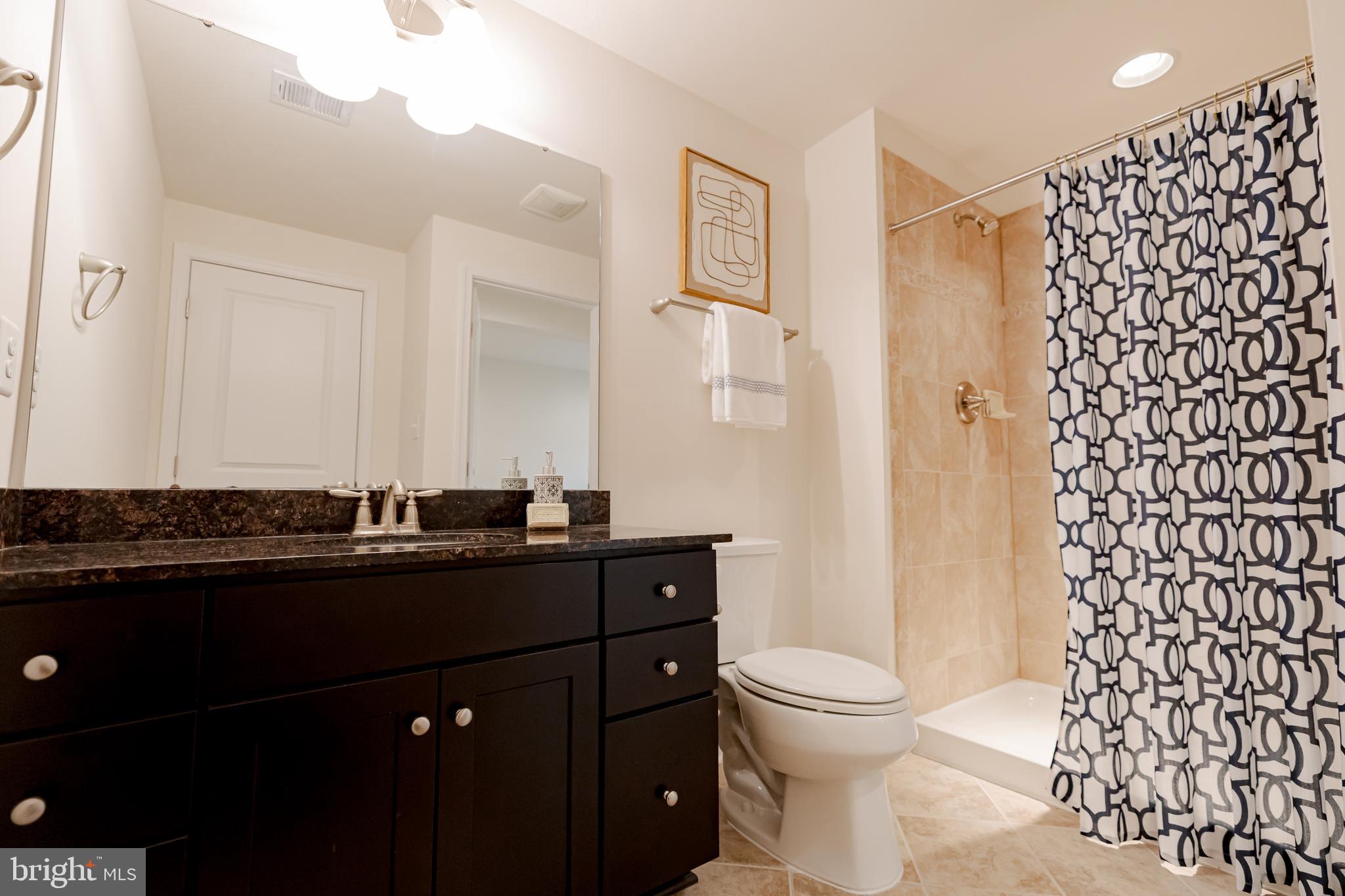 HAMPTON RESERVE - Residential