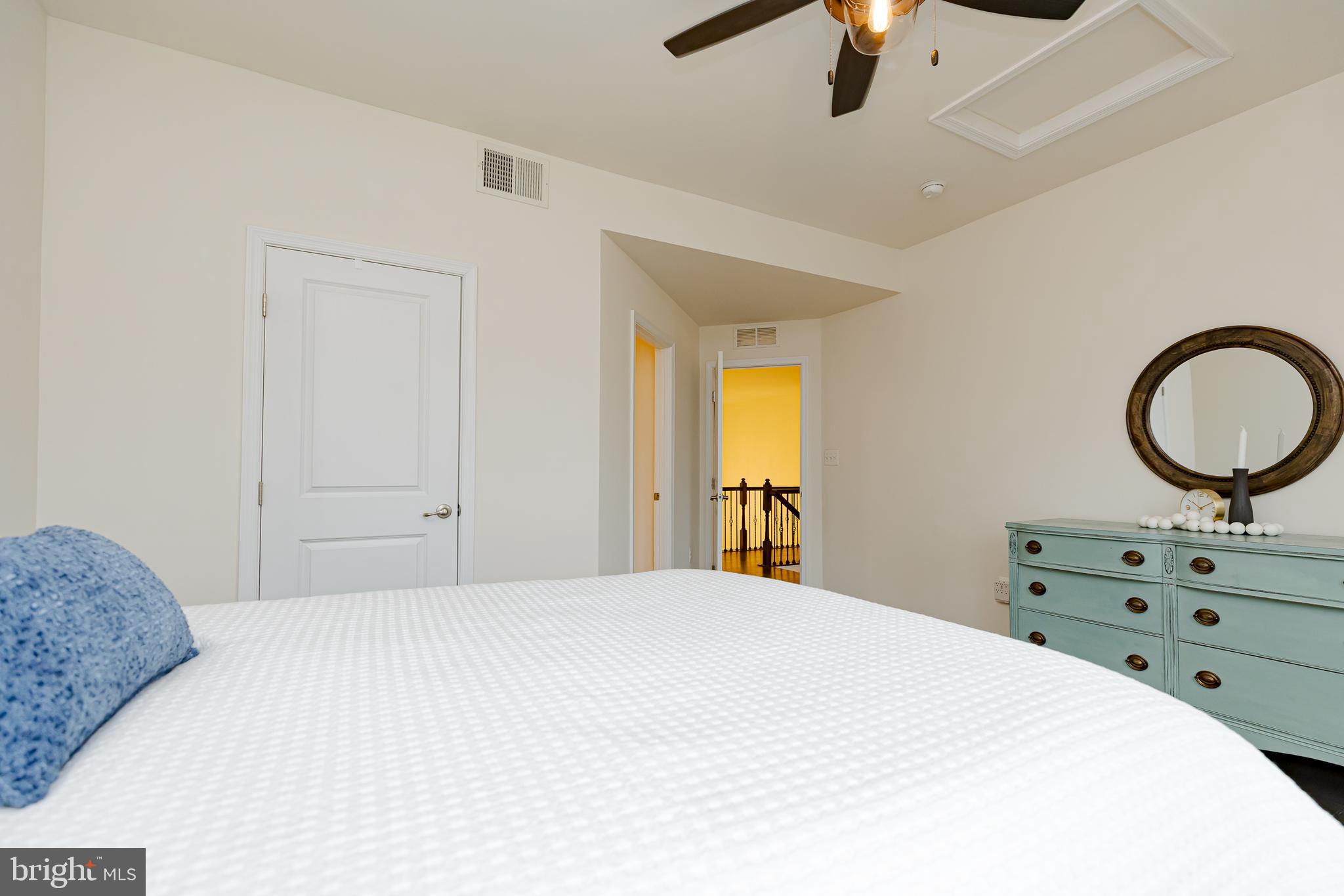 HAMPTON RESERVE - Residential