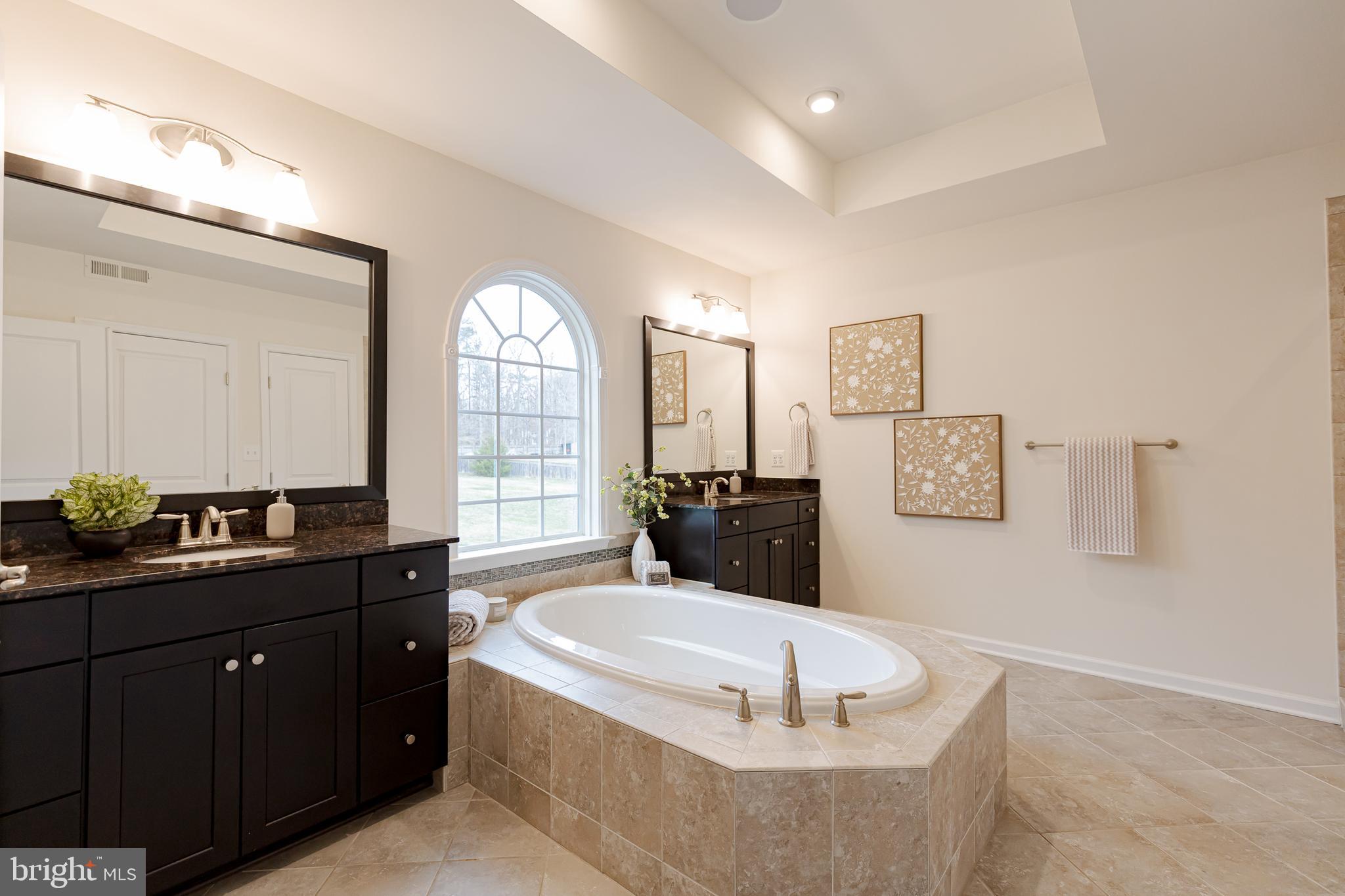 HAMPTON RESERVE - Residential